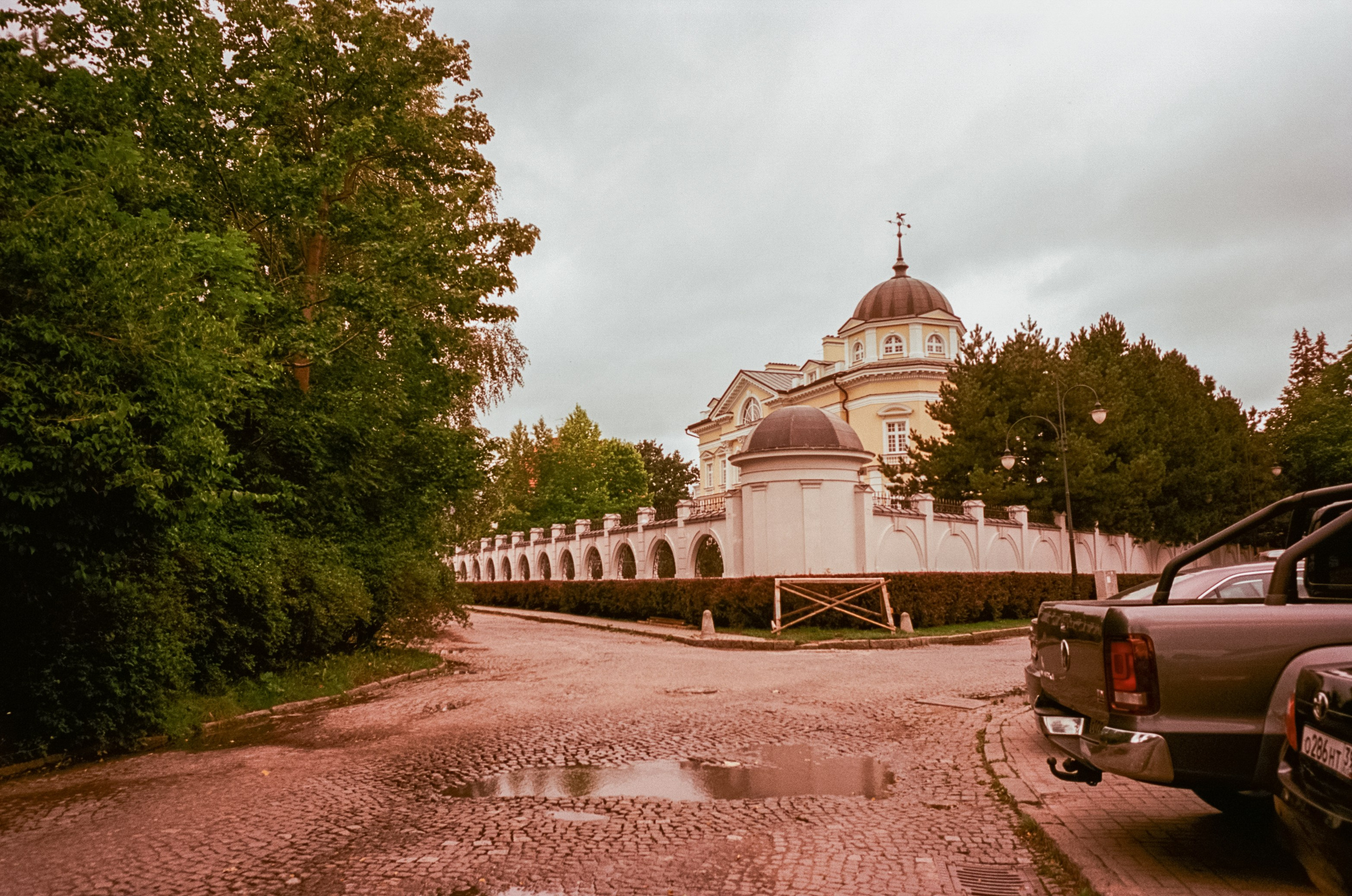 Прогулки по Калининграду. Верхнее озеро и арт-кафе Толстой. Фотограф-документалист Мария Осокина
