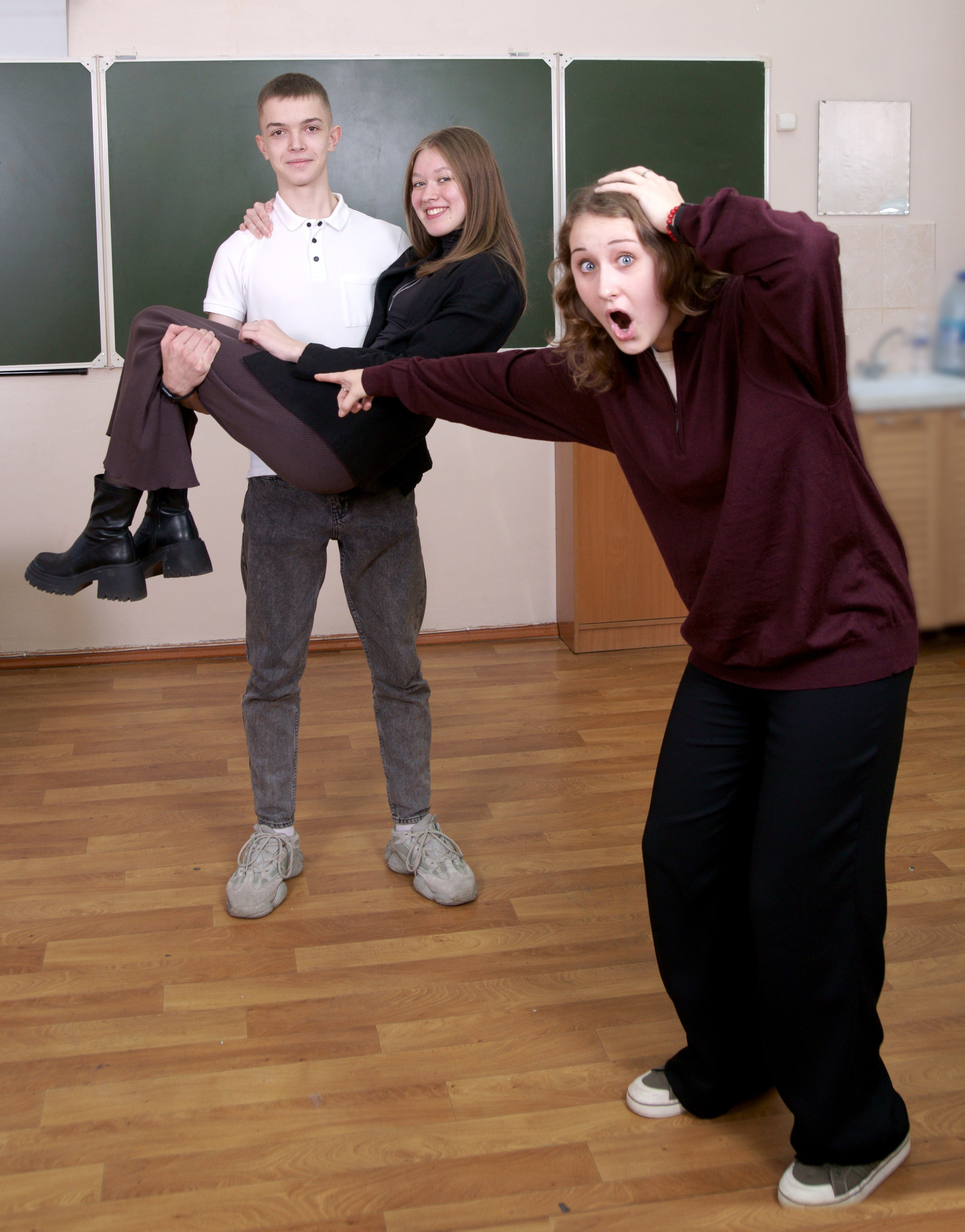 Школьная фотосессия выпускников 9,11 классов в Иркутске