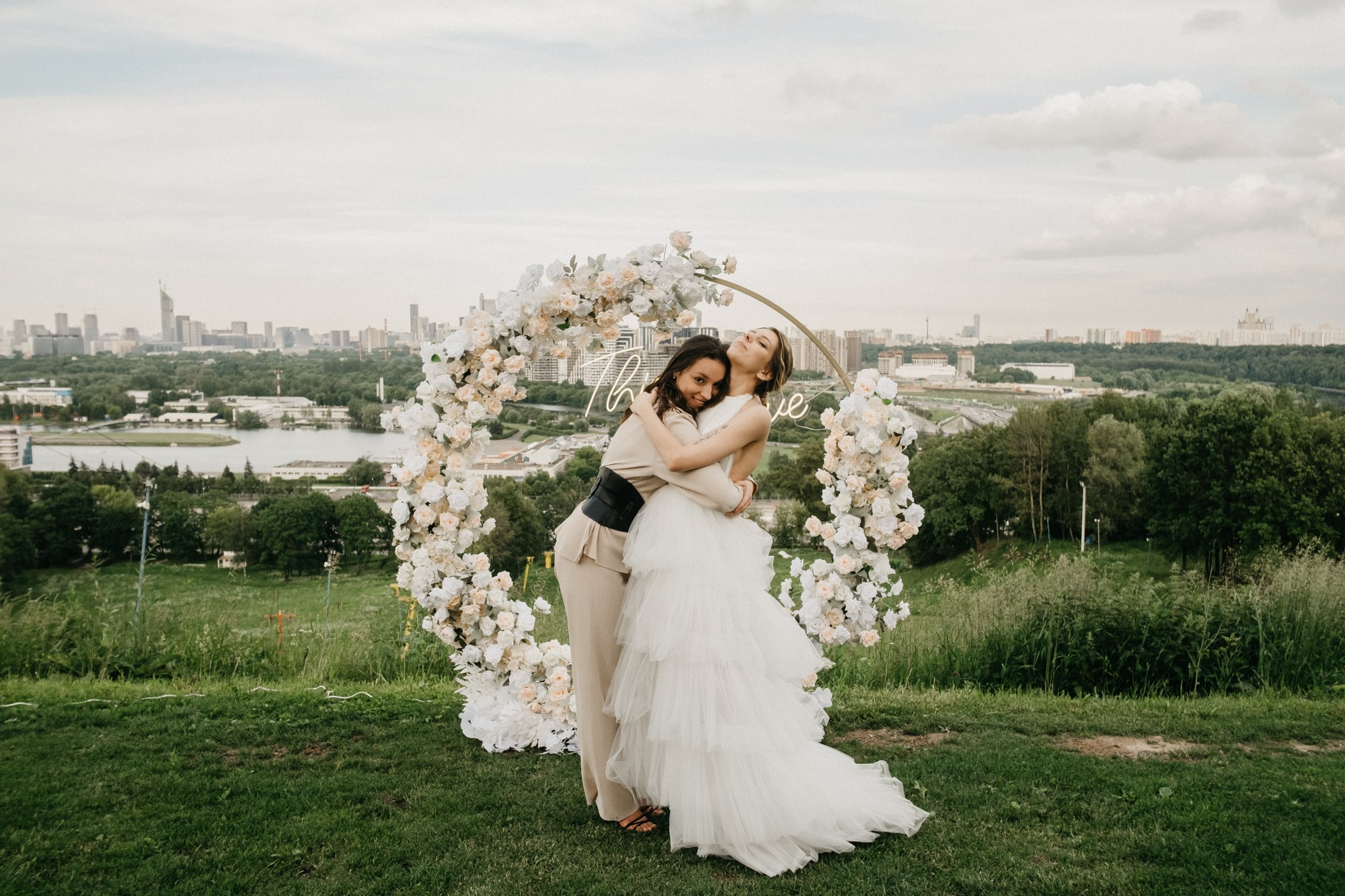 На высоте. Свадебный фотограф Александра Тюлякова