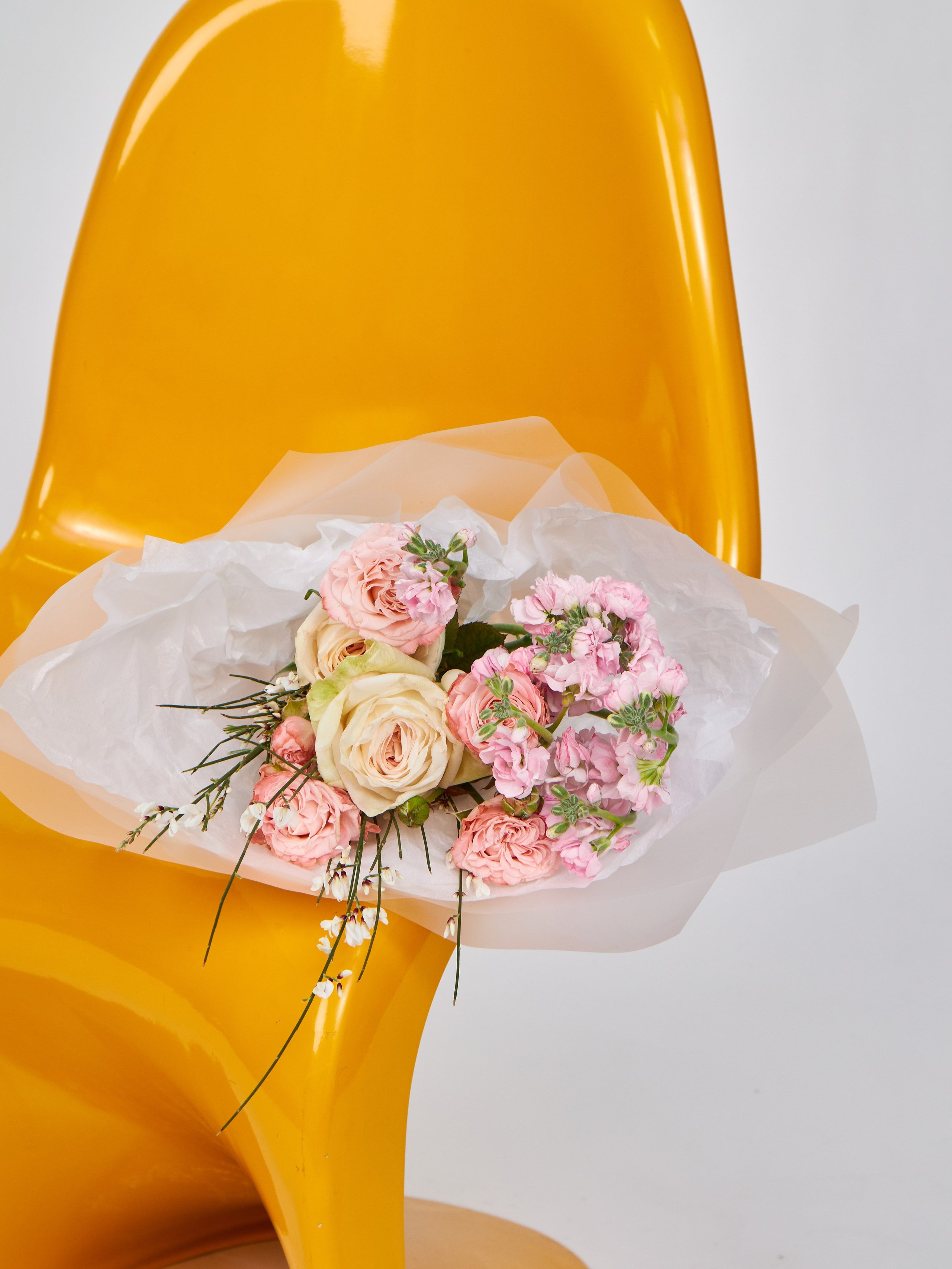 Съемка каталога одежды в Москве: найдем студию и фотографа, организуем процесс