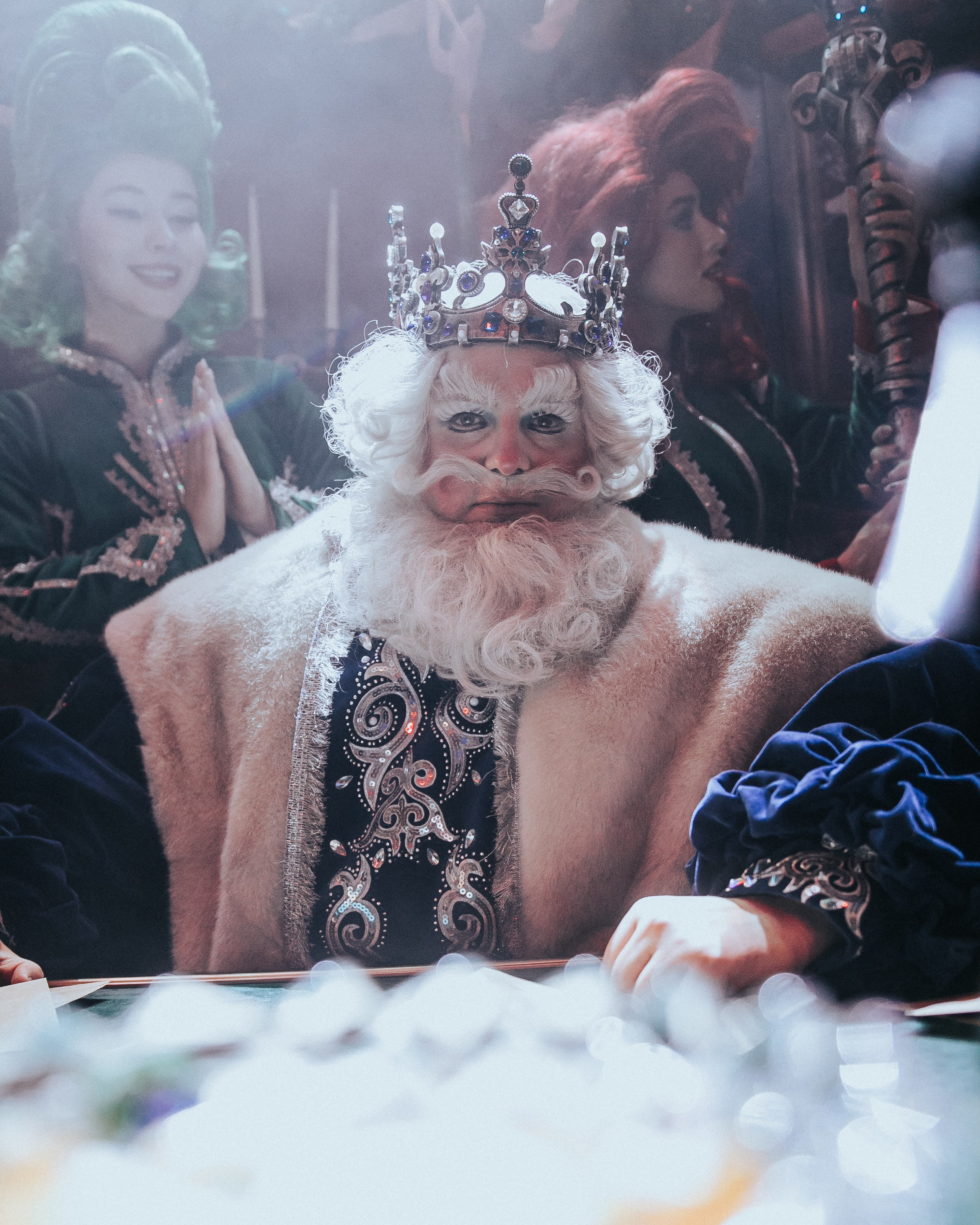 MF PROD. — CHRISTMAS TREE. MOVIE FAMILY PRODUCTION