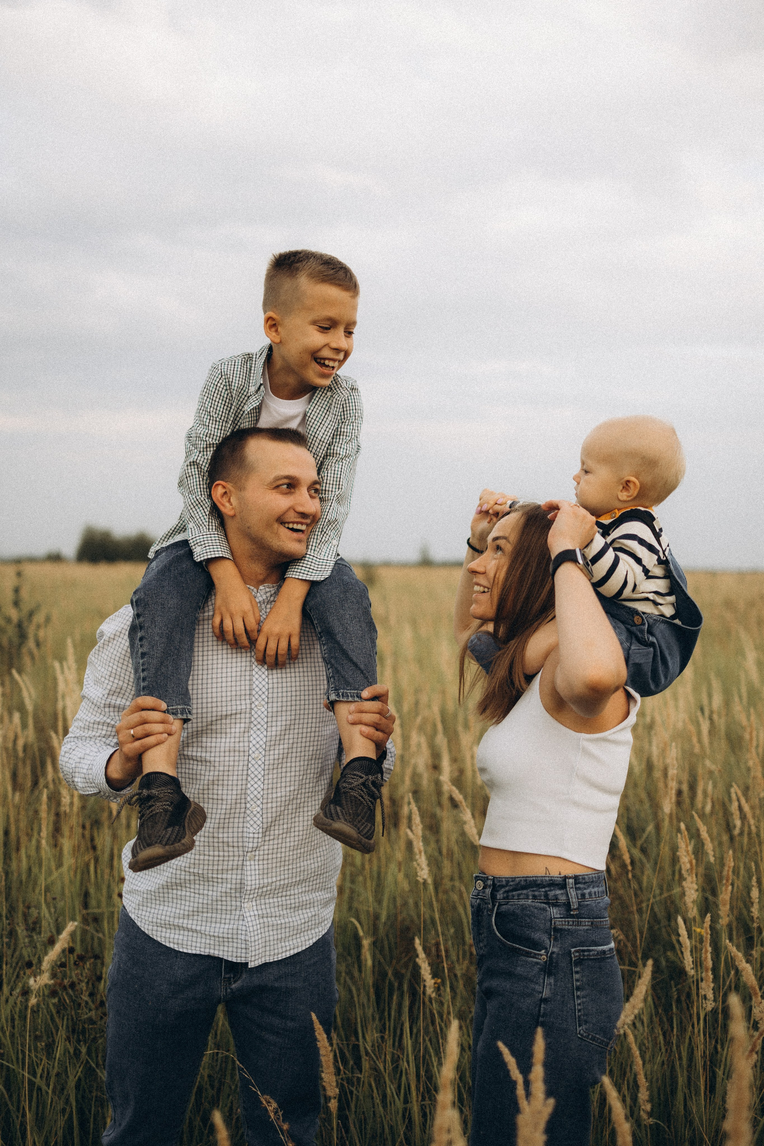 FAMILY. Фотограф в Дананге Элина Уразманова