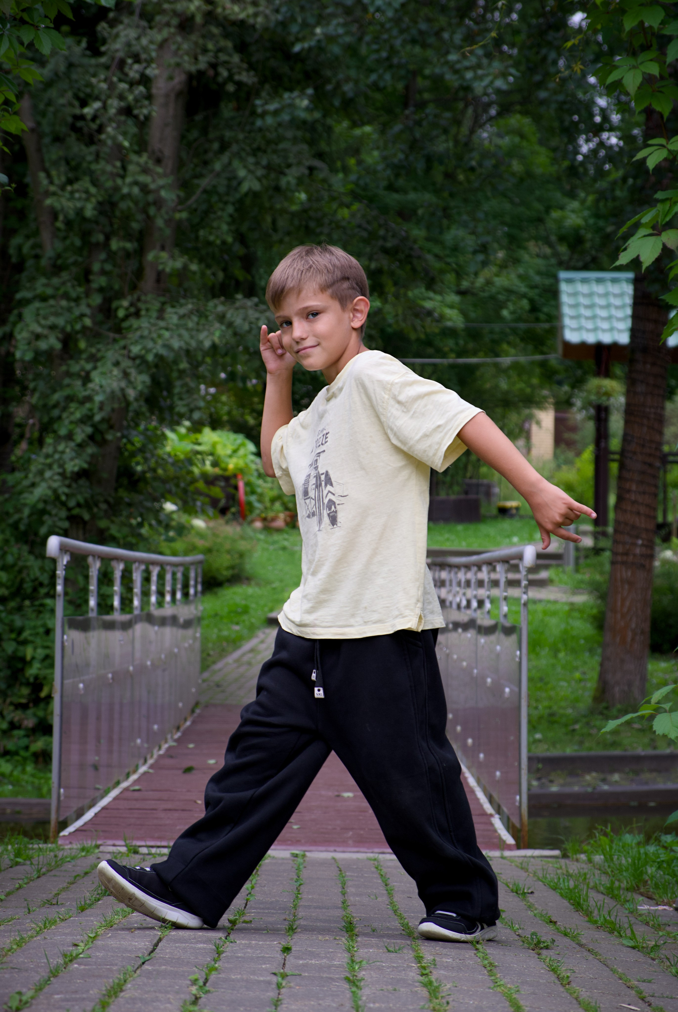 Юные брейкдансеры