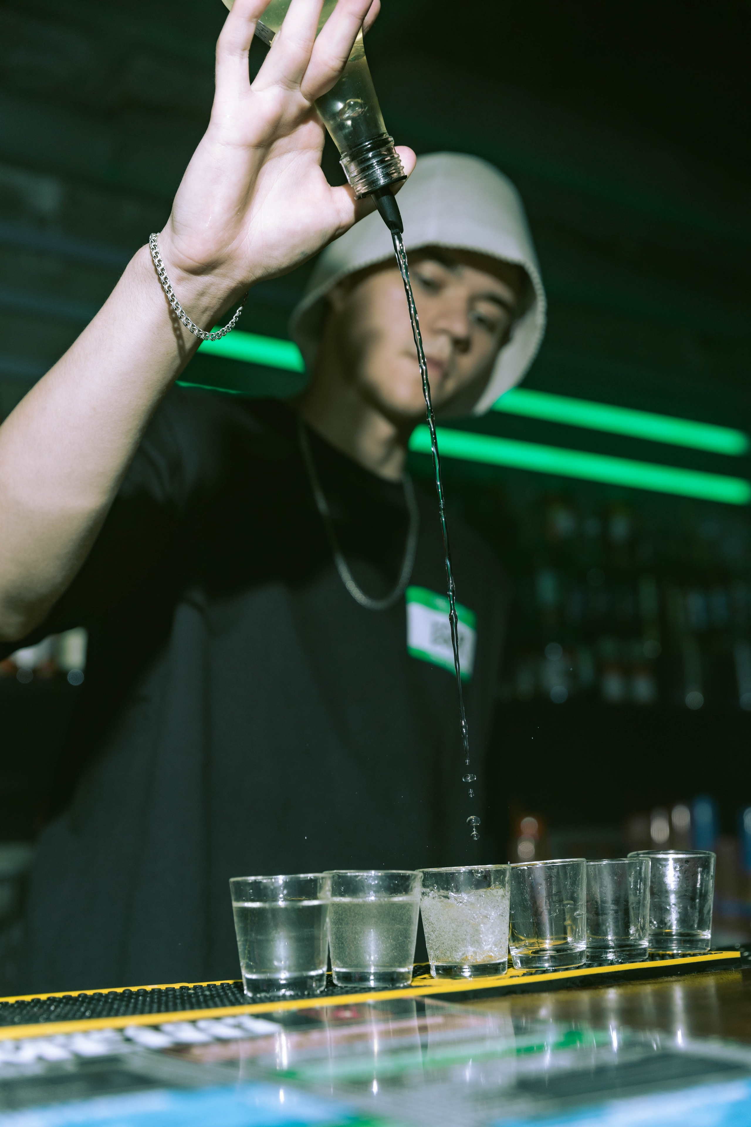 Mishka-bar 3. _Carpe diem_