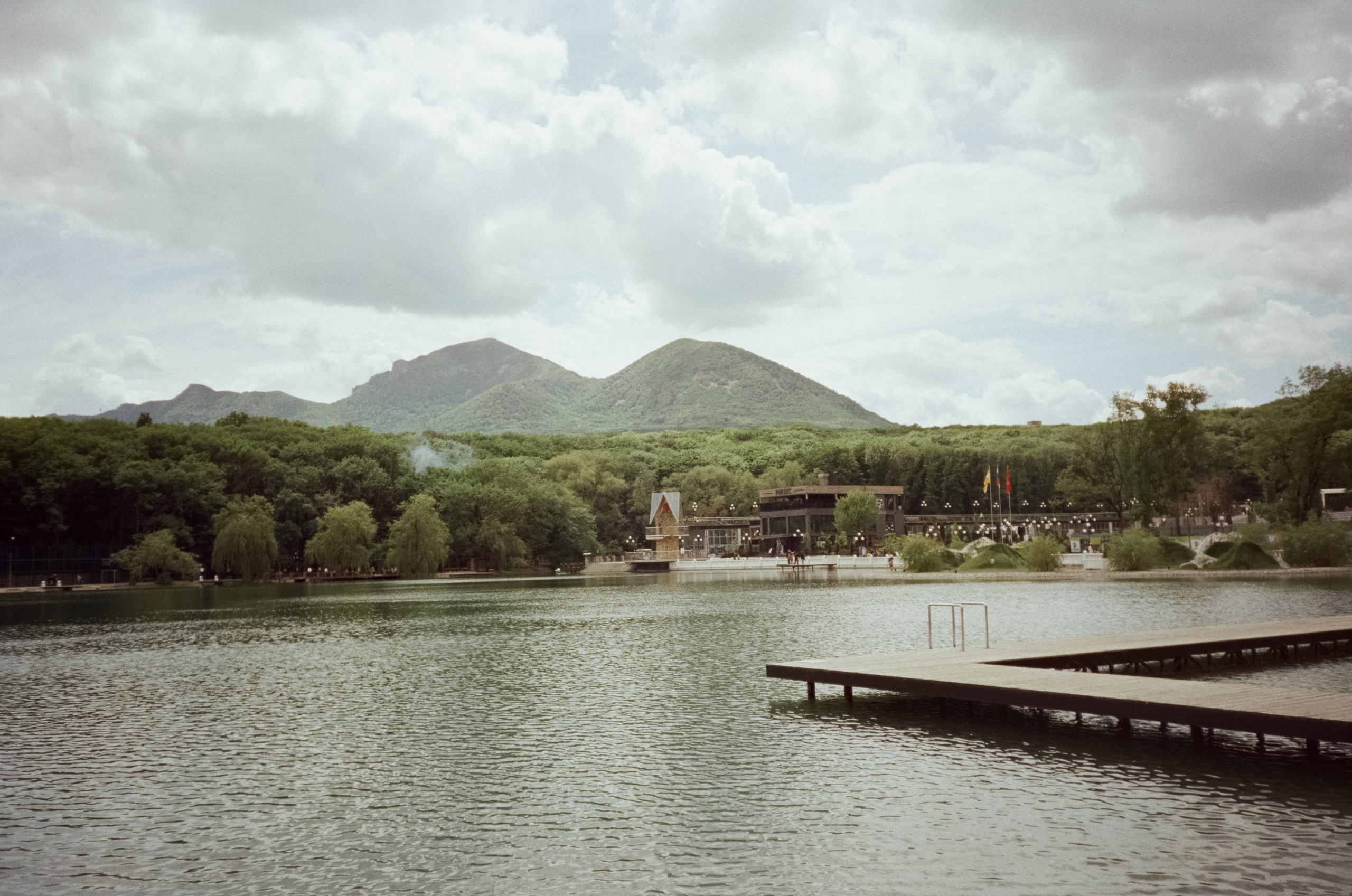 Из дождливого утра в солнечный день. Из Кисловодска в Железноводск. Фотограф-документалист Мария Осокина