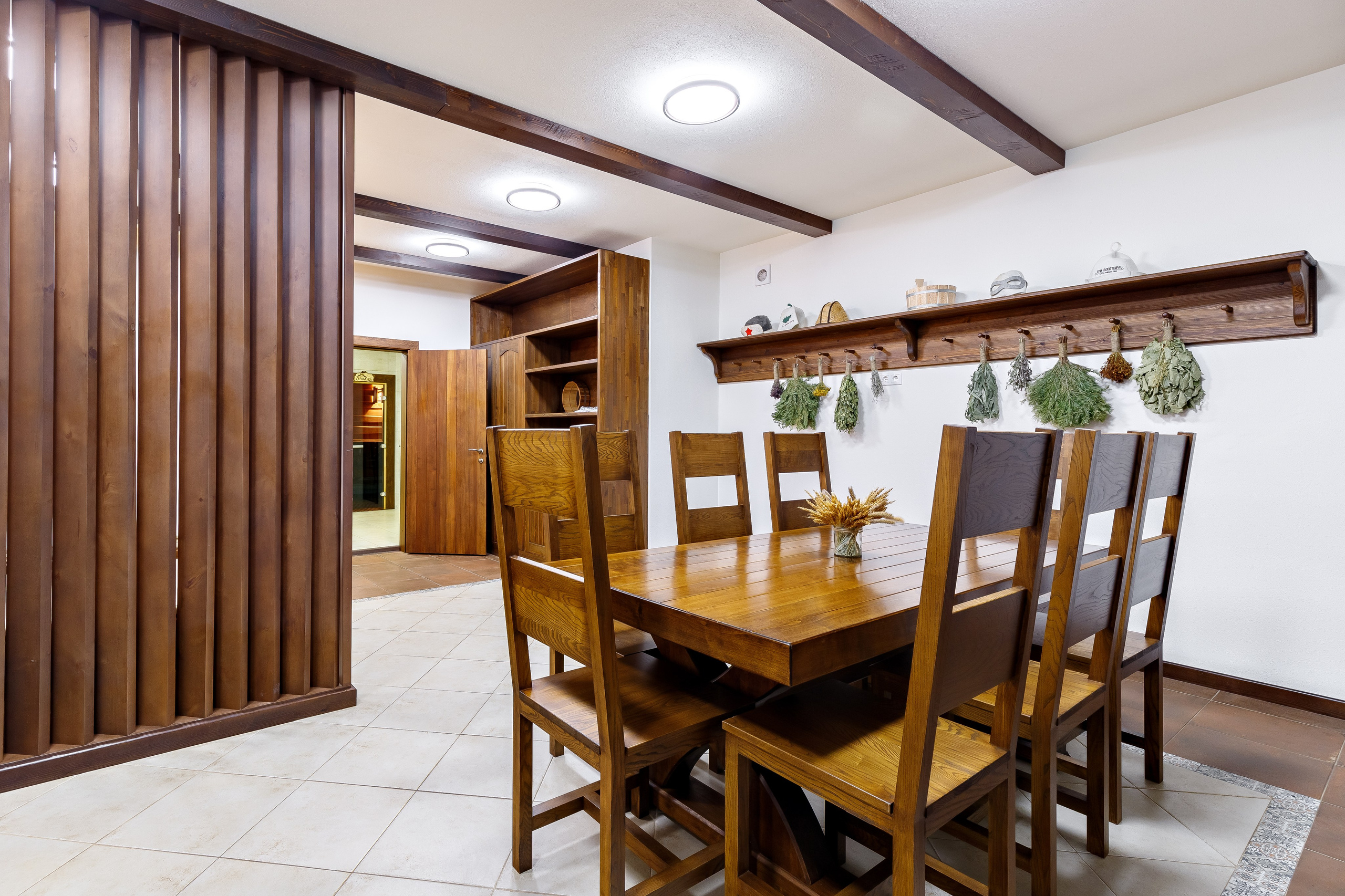 Парк-отель «Орлиное гнездо». Номера в домиках. п. Горячий Ключ. Интерьерный фотограф в Краснодарском крае Светлана Шурлова