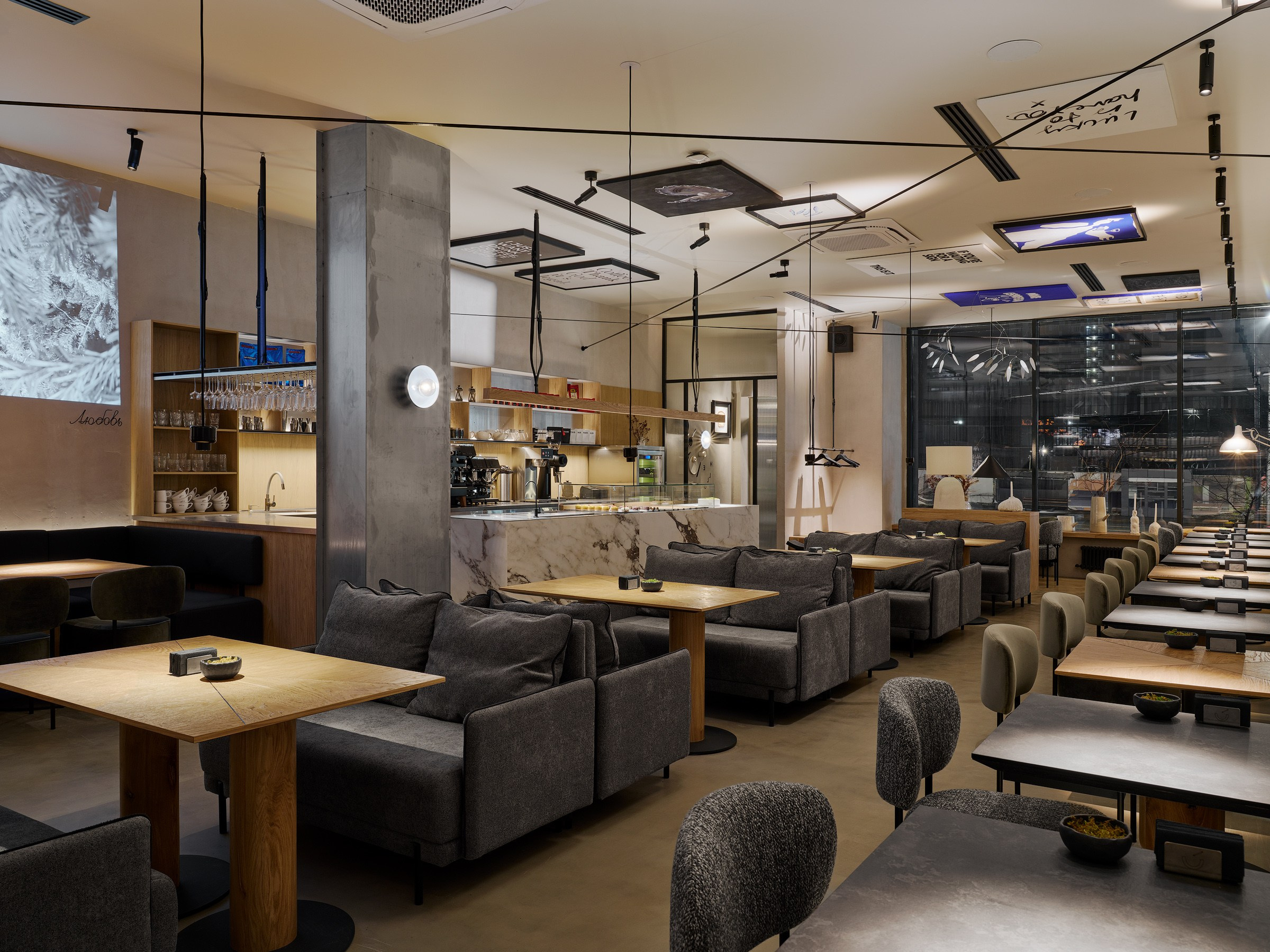 Hello Coffee | RUDA project, Красноярск, 2026. Интерьерный фотограф в Красноярске Владимир Барабаш