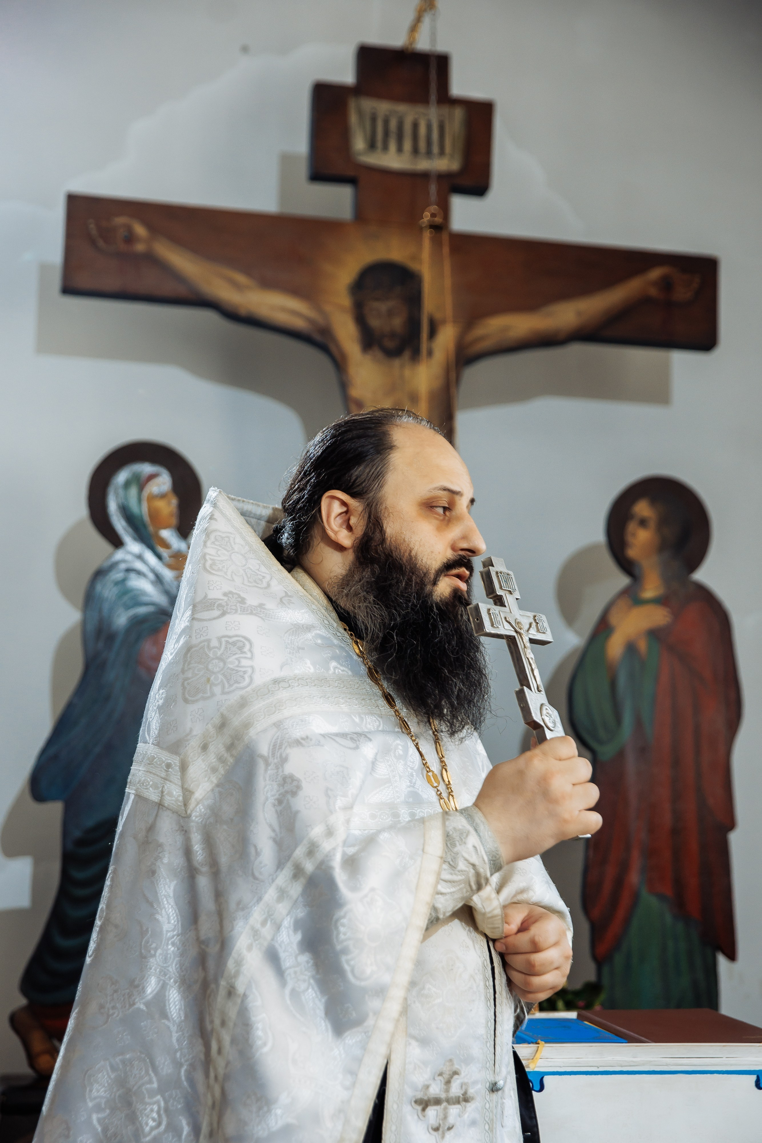 Сухумский Кафедральный собор. Семейный фотограф на крещение и венчание