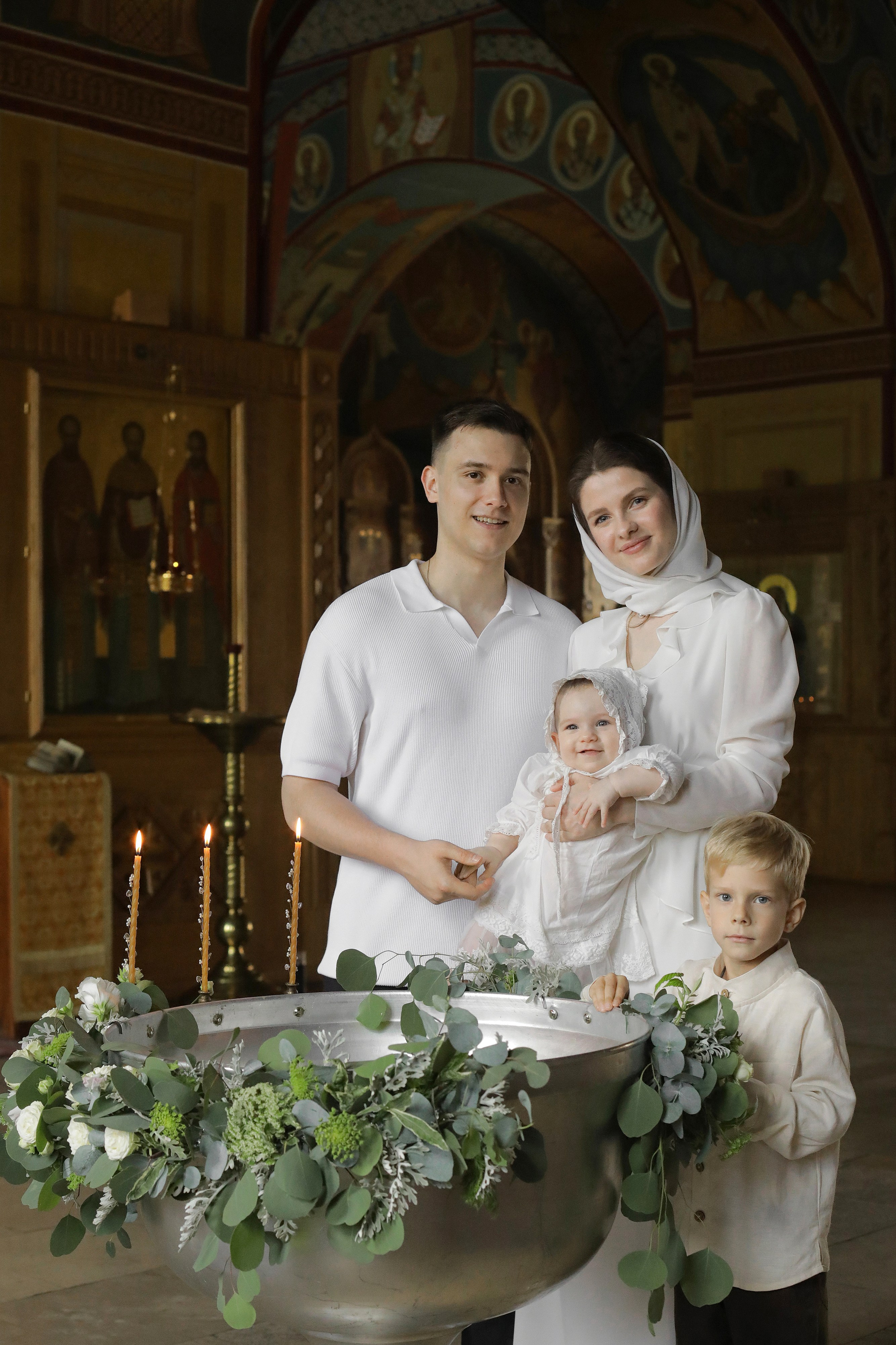 Эмилия. Фотограф на Венчание и Крещение, семейный фотограф в Москве и области