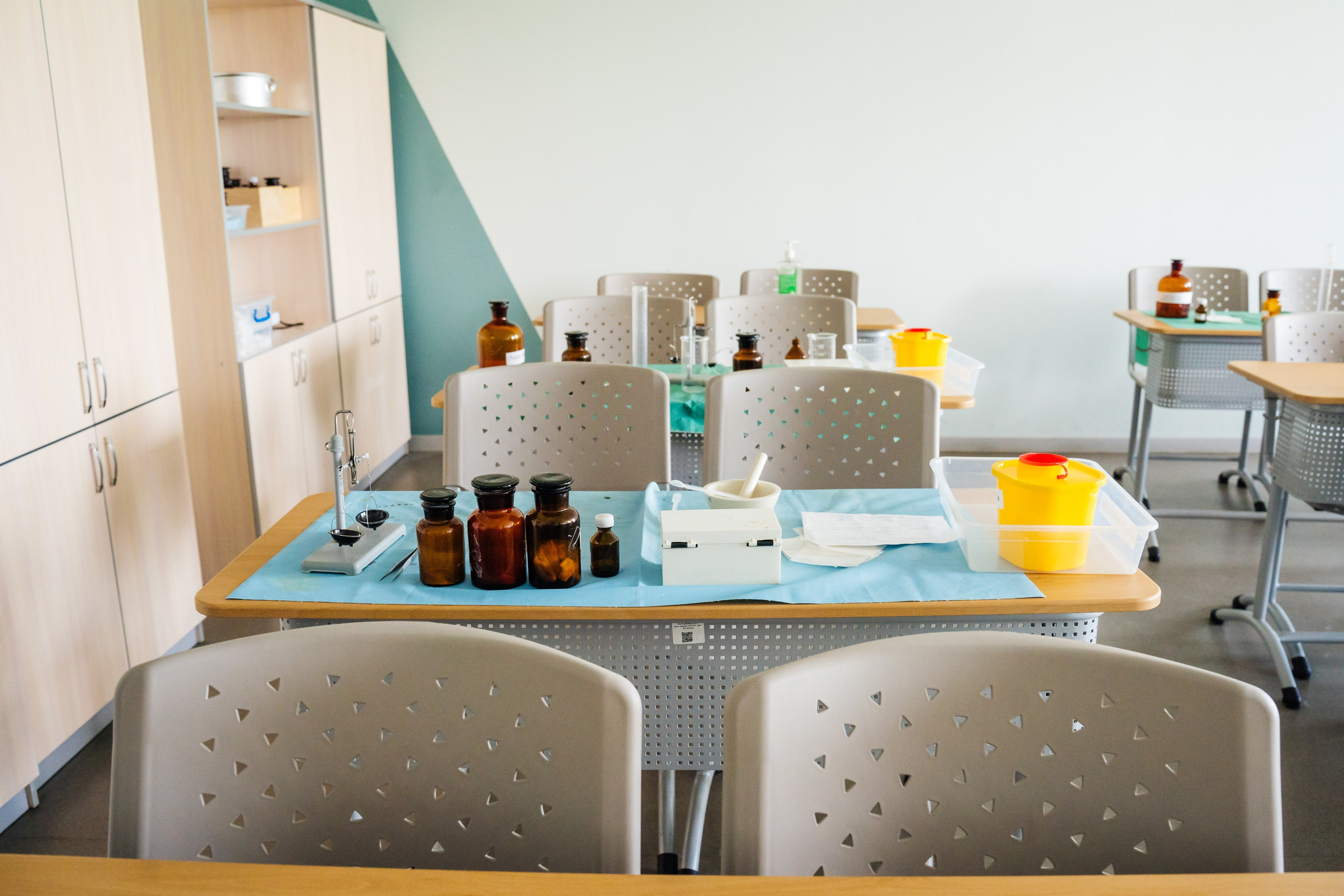 Съемка для Уральского медицинского колледжа ЮМЕД. Видеограф и Фотограф в Челябинске Ксения и Владимир Рюмины