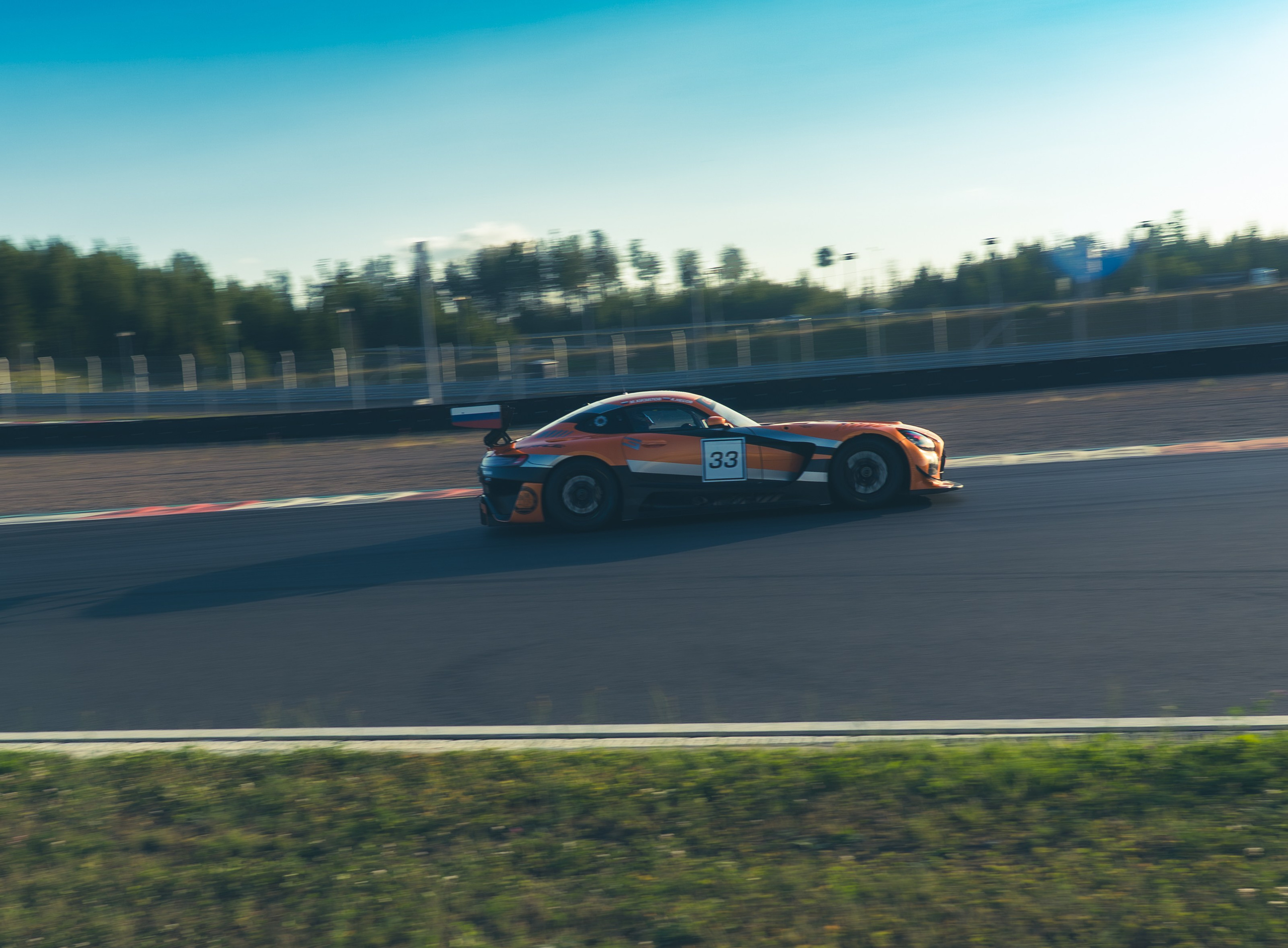 Трек-день Игора Драйв. Портретный и автомобильный фотограф в Санкт-Петербурге Евгений Черепанов