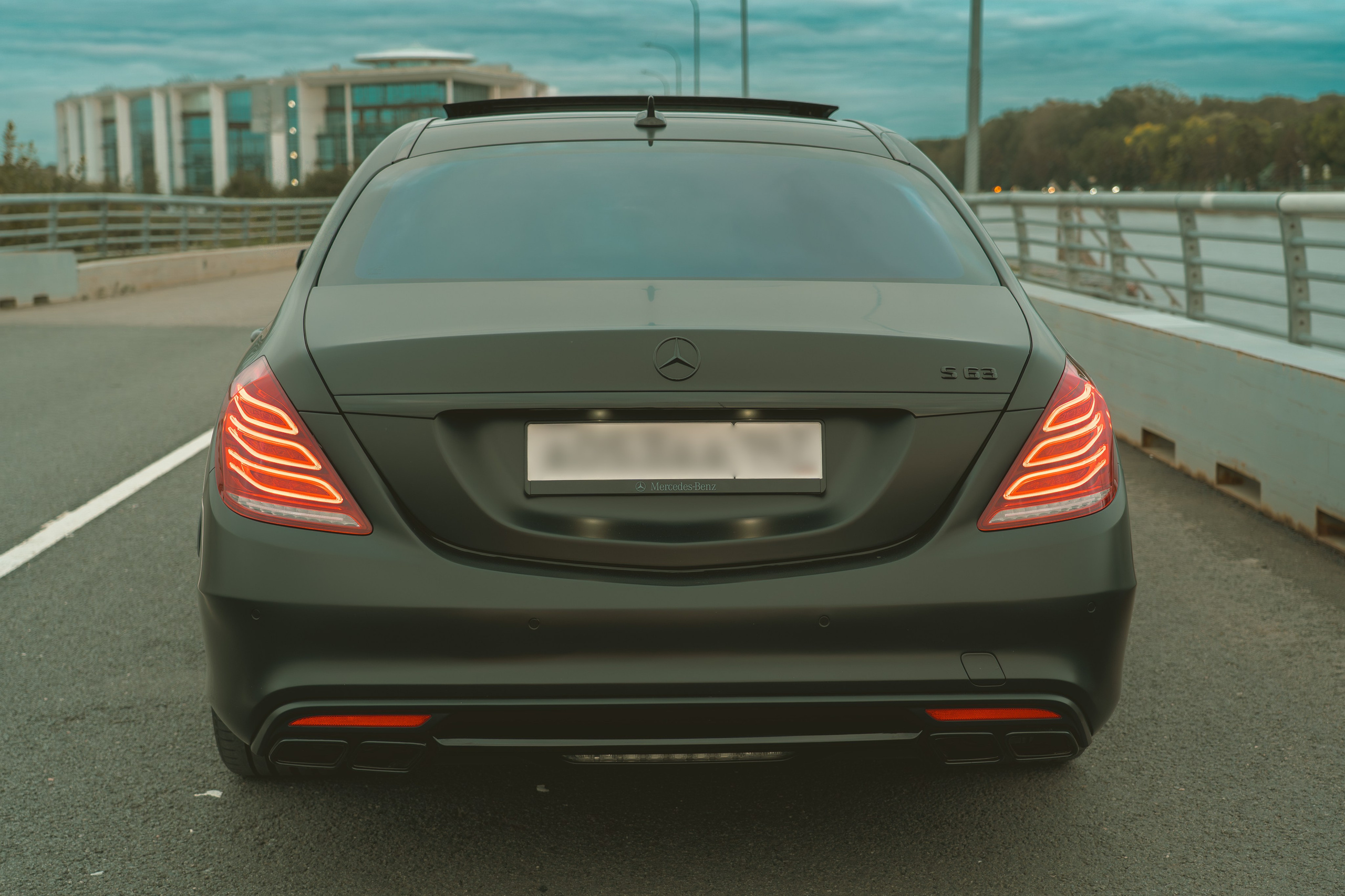 Mercedes-Benz S63AMG. Видеограф и фотограф в Санкт-Петербурге