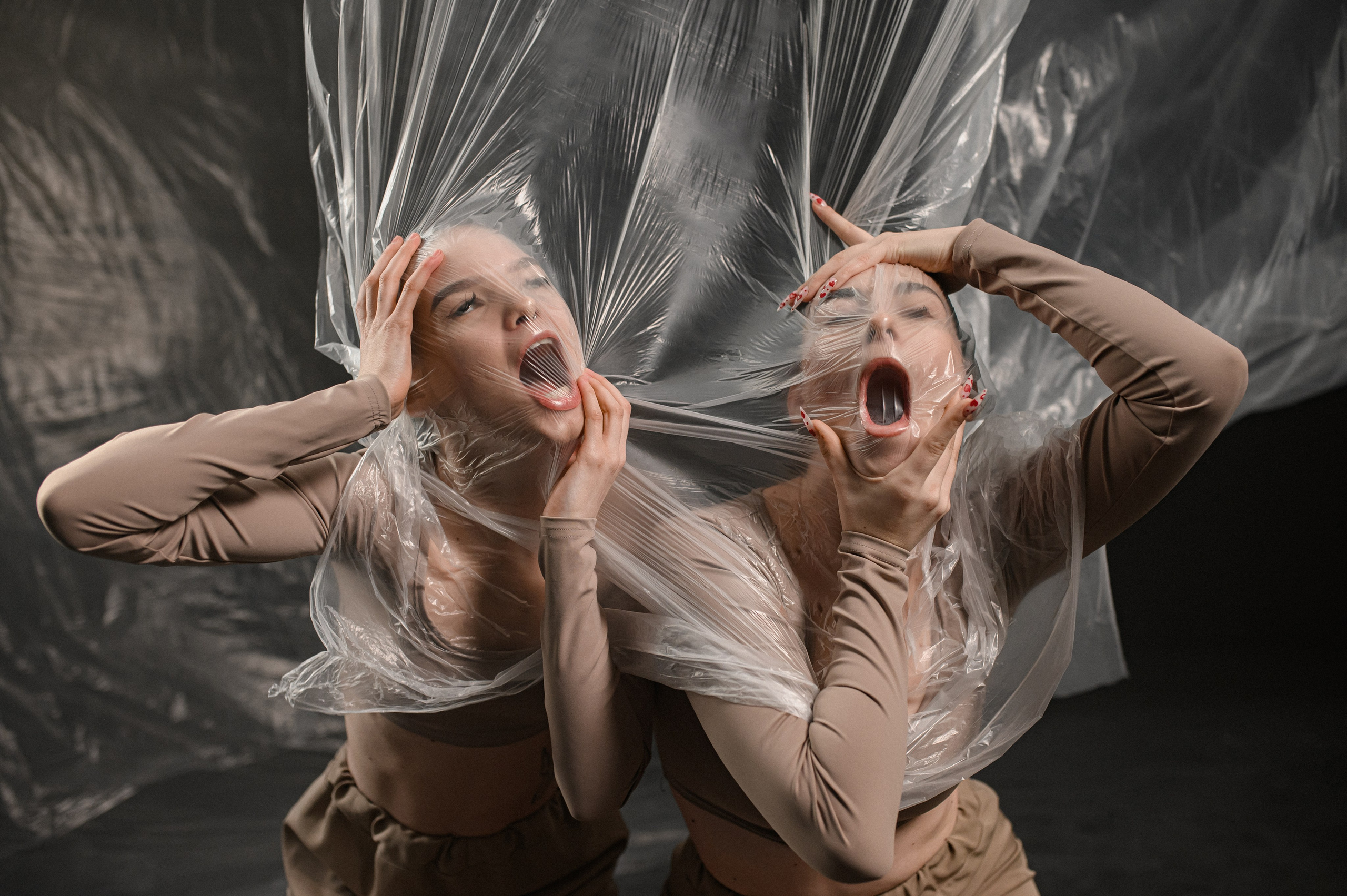 Алина и Вика. Www.ostermiller.ru