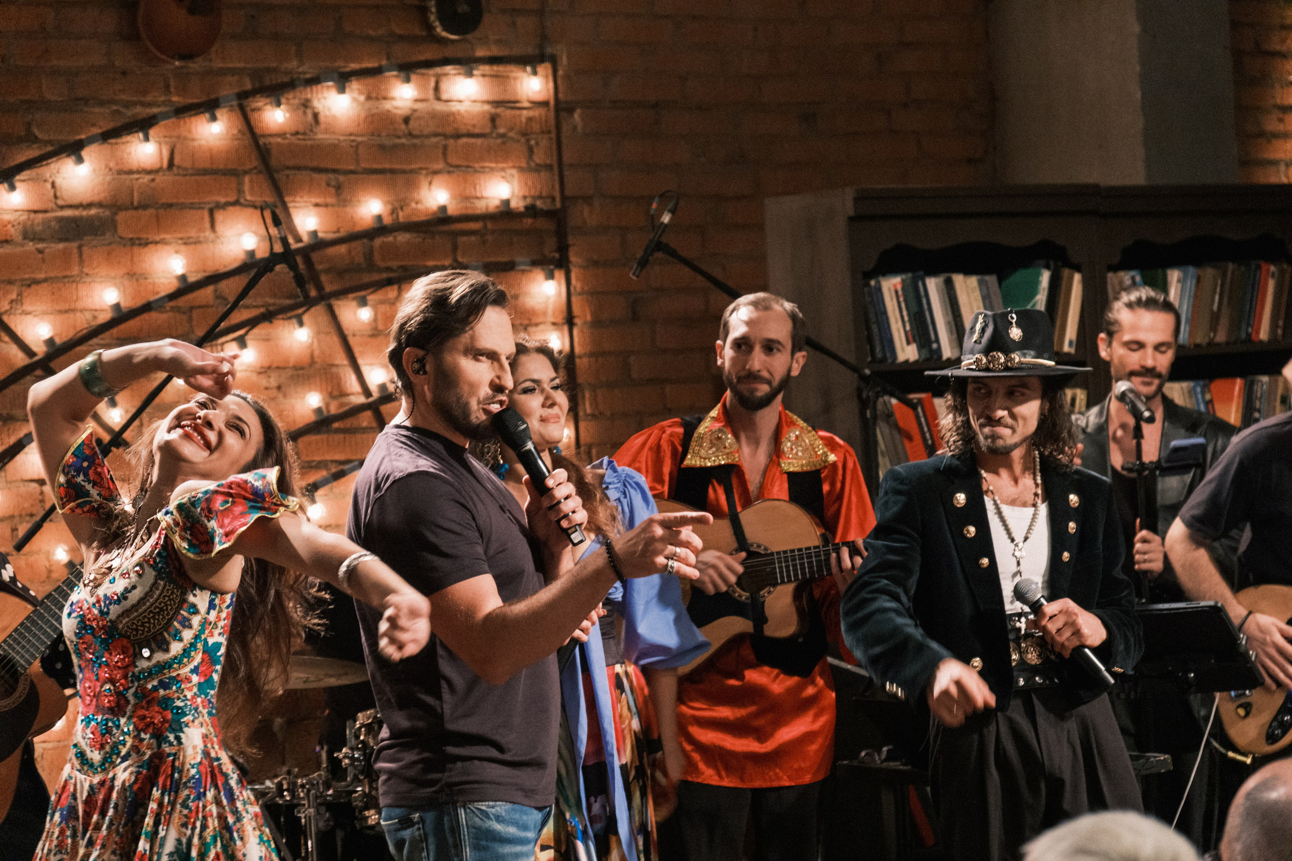 Квартирник у Маргулиса. Александр Ревва (Артур Пирожков). Профессиональный фотограф в Москве и МО Денис Кулешов