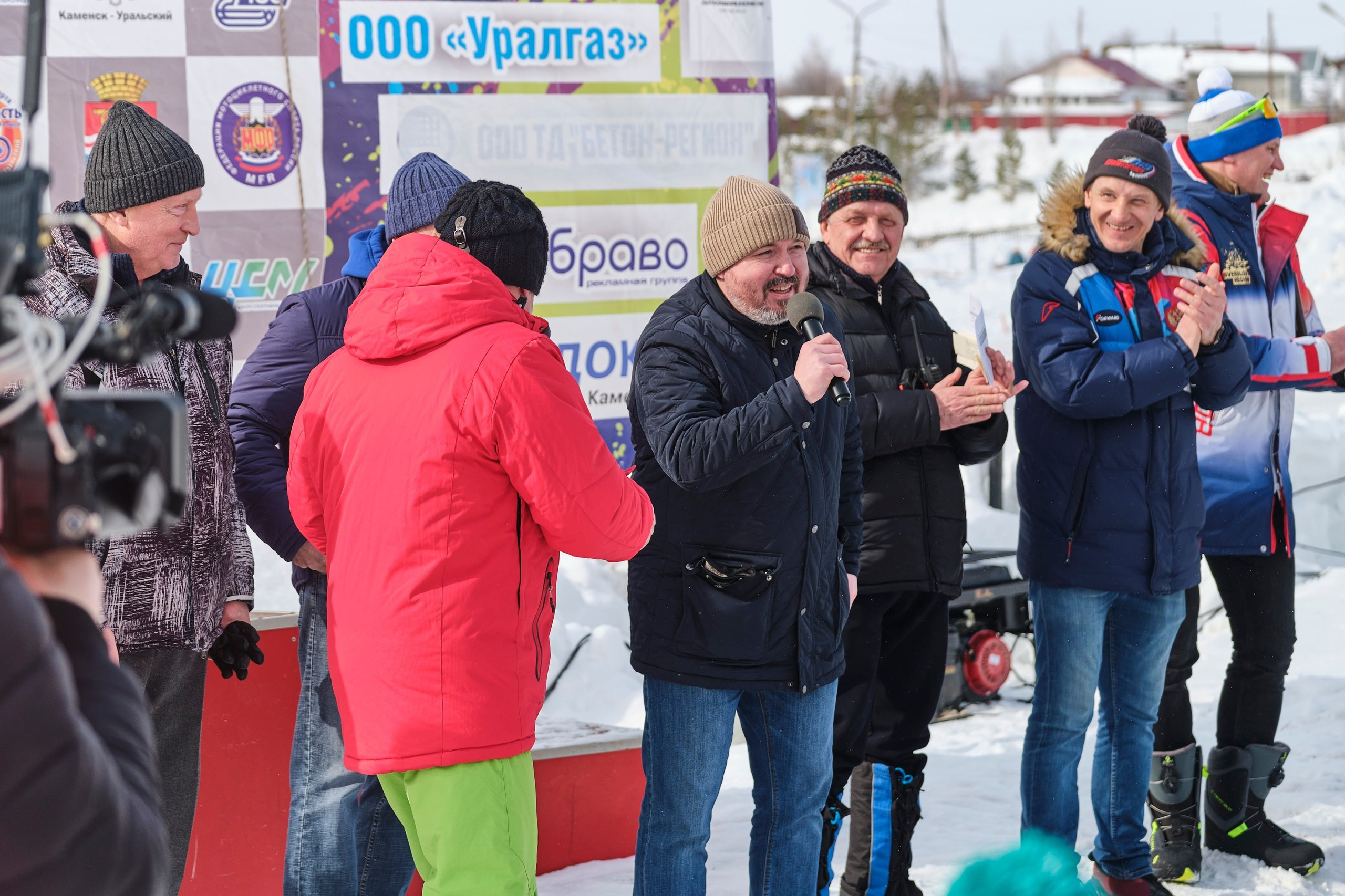 Соревнования по сноубайк кроссу и снегоходам. Свадьбы, Love Story, репортаж и портреты в Екатеринбурге