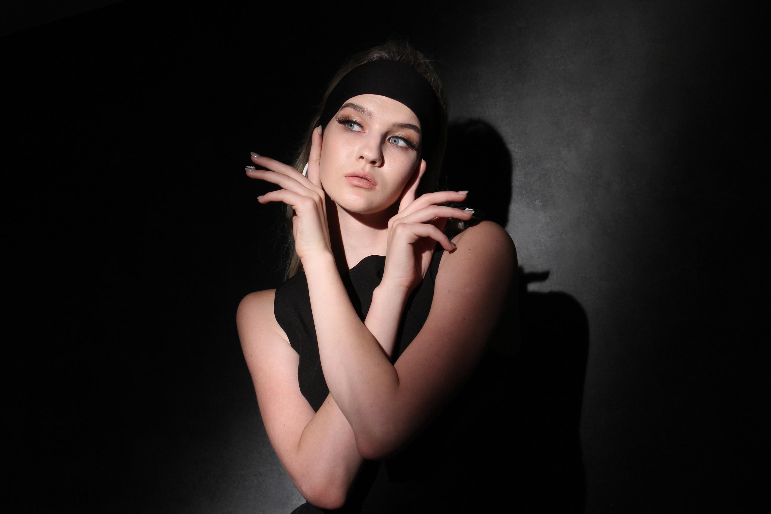 Elizaveta. Креативный и коммерческий фотограф в Москве Алёна Куликова