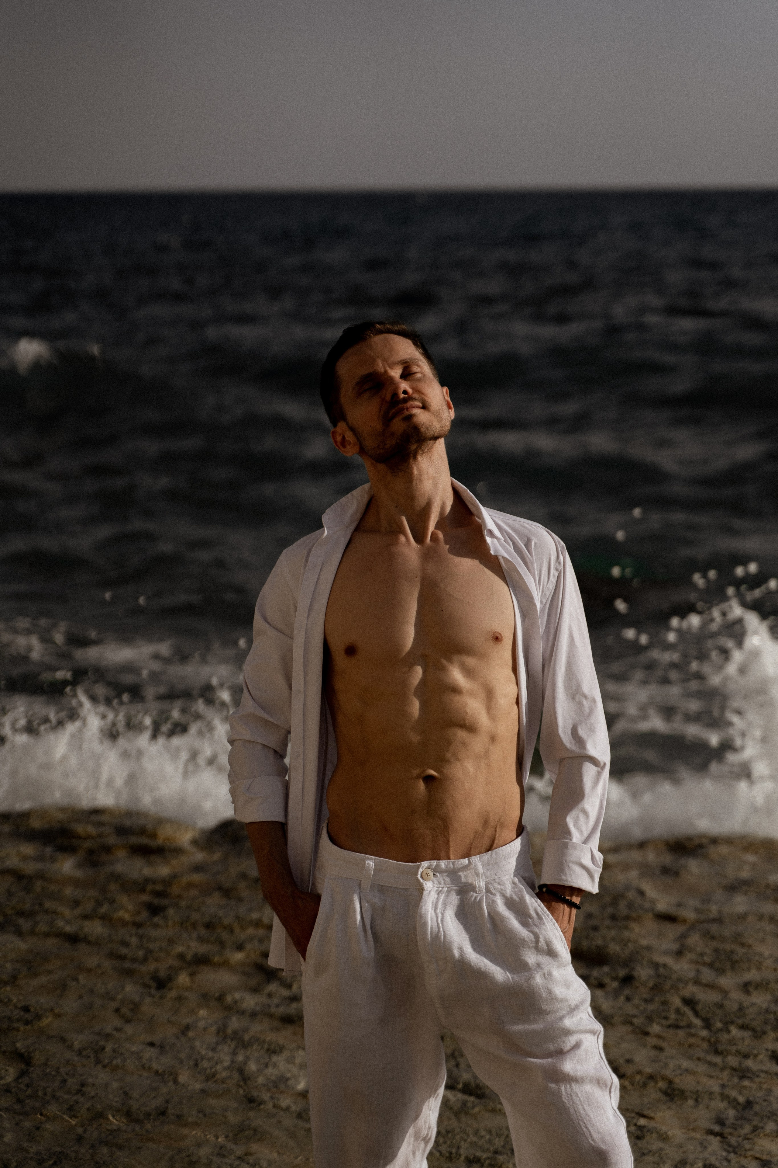 Фотосест на диком пляже для Андрея. Свадебный и семейный фотограф Ирина Чернова