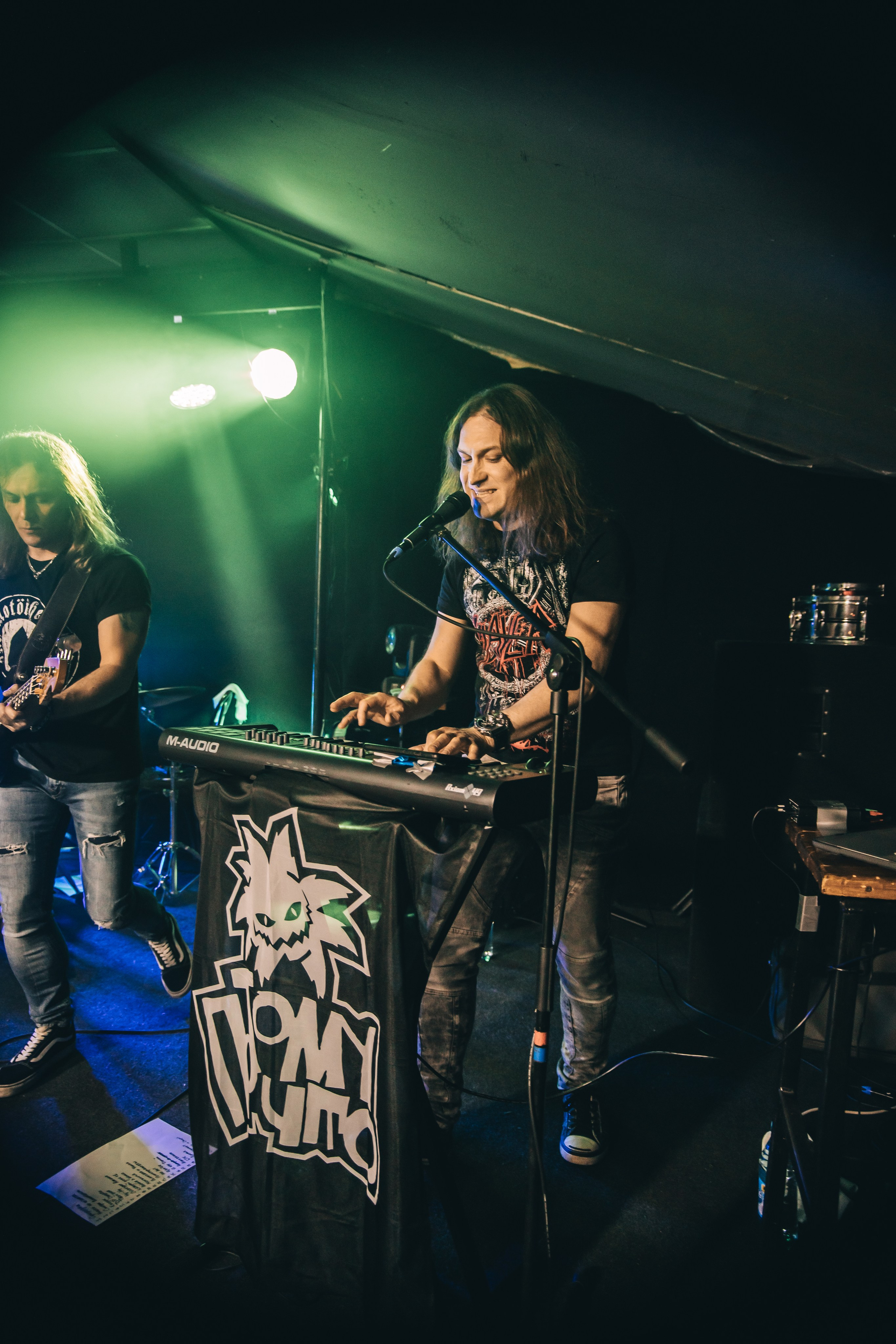 Потомучто. Красноярск, 28.02.2025, бар 64/6. Фотограф Регина Крикунова г. Красноярск