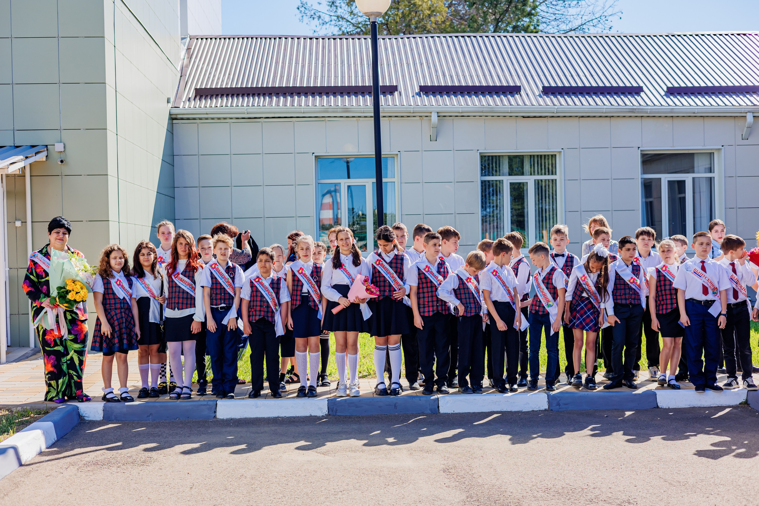 Выпуск 4а 25школа'24 год. Свадебный и семейный фотограф в Армавире