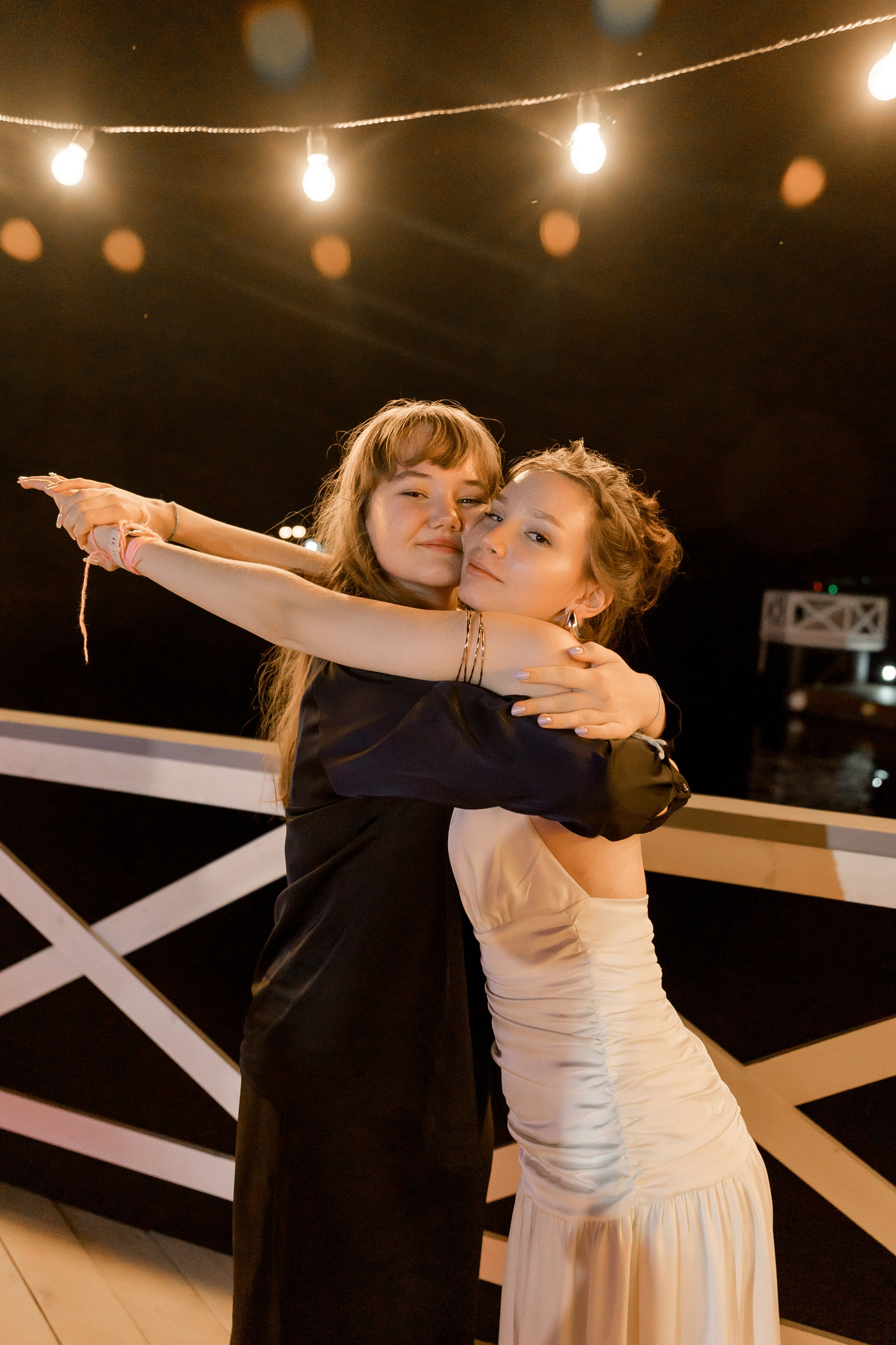 ВЫПУСКНОЙ White Place — Гимназия 52. Свадебный и семейный фотограф Динар Гильмутдинов