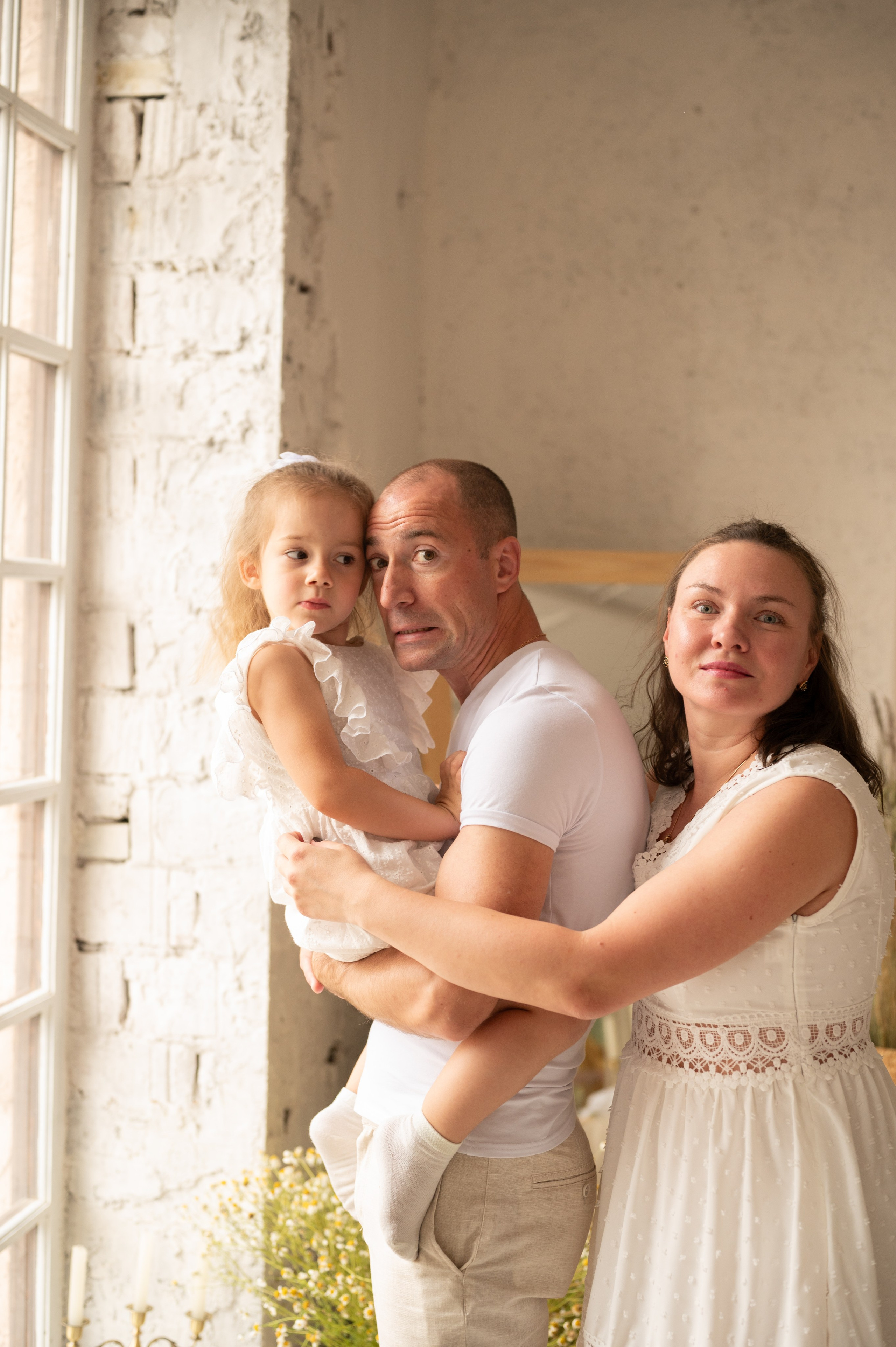 Семейная съемка в фотостудии «Воздух». Фотограф новорожденных, семейный детский в Тюмени Татьяна Морозова