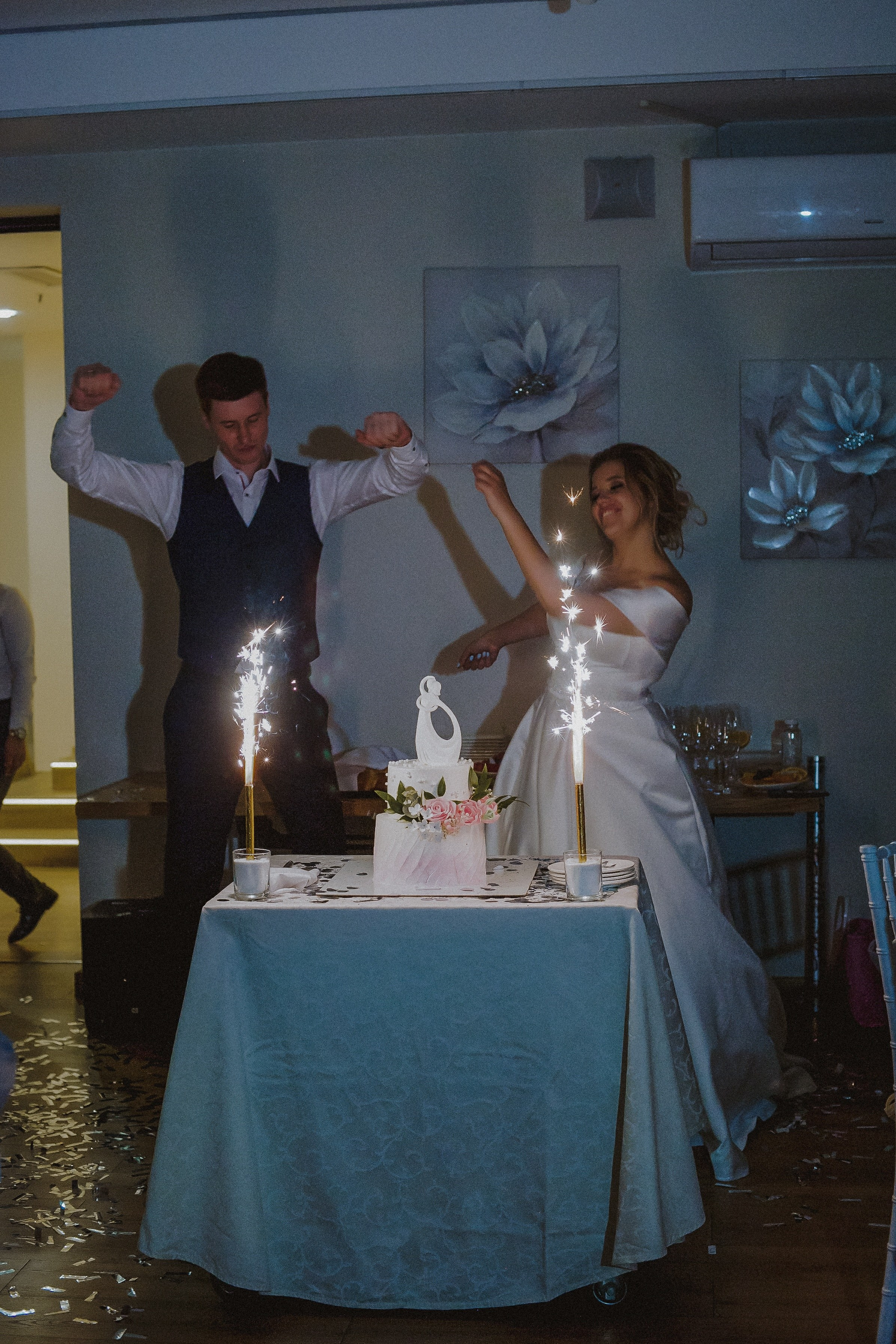 Love.txt: В плену прикосновений. Свадебный и семейный фотограф в Москве Сажина Кристина КиМ. Свадебный оператор в Москве Сажин Максим