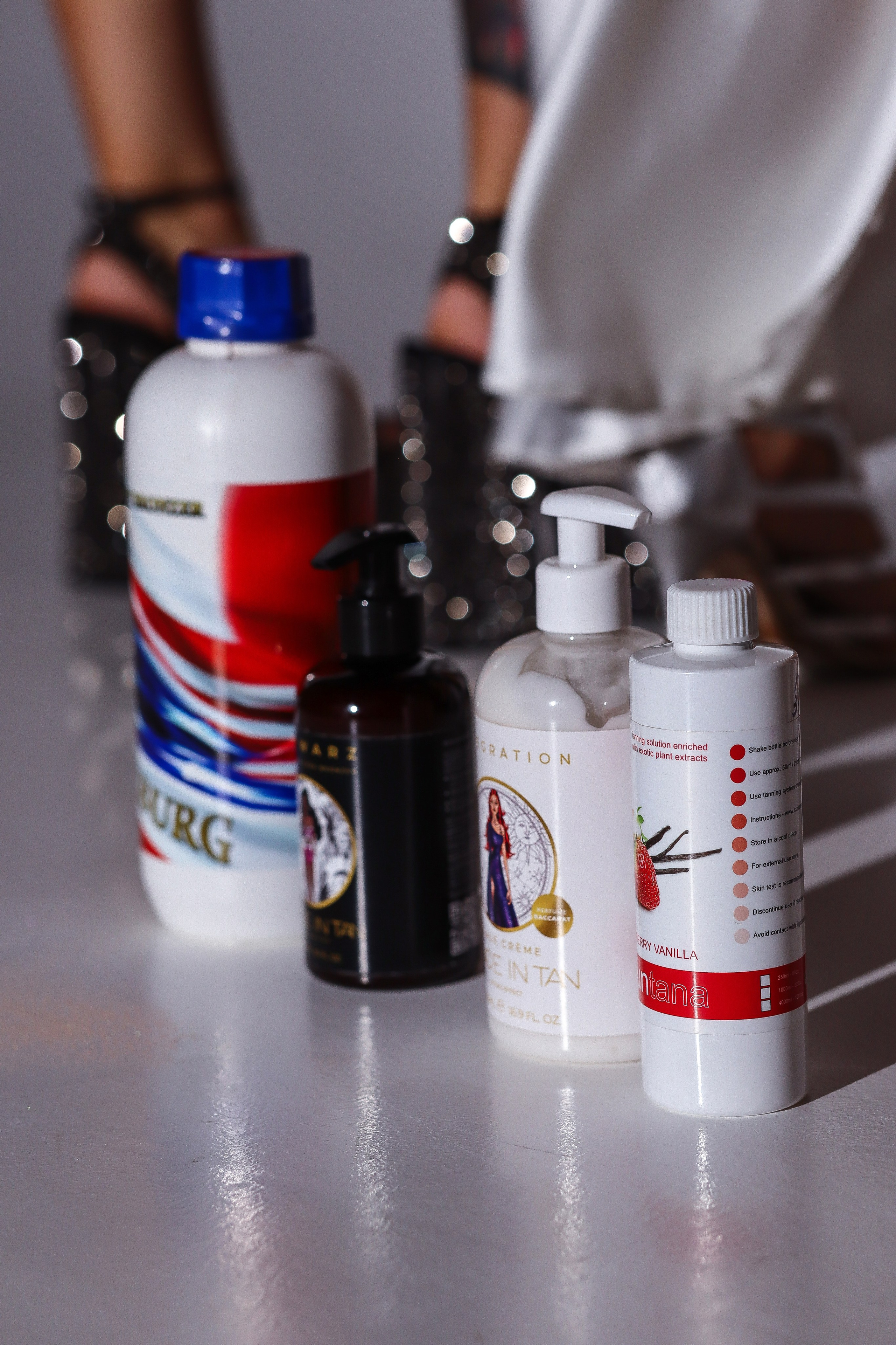 Новогодний контент съёмка для студии моментального загара. ФОТОГРАФ ЕКАТЕРИНБУРГ