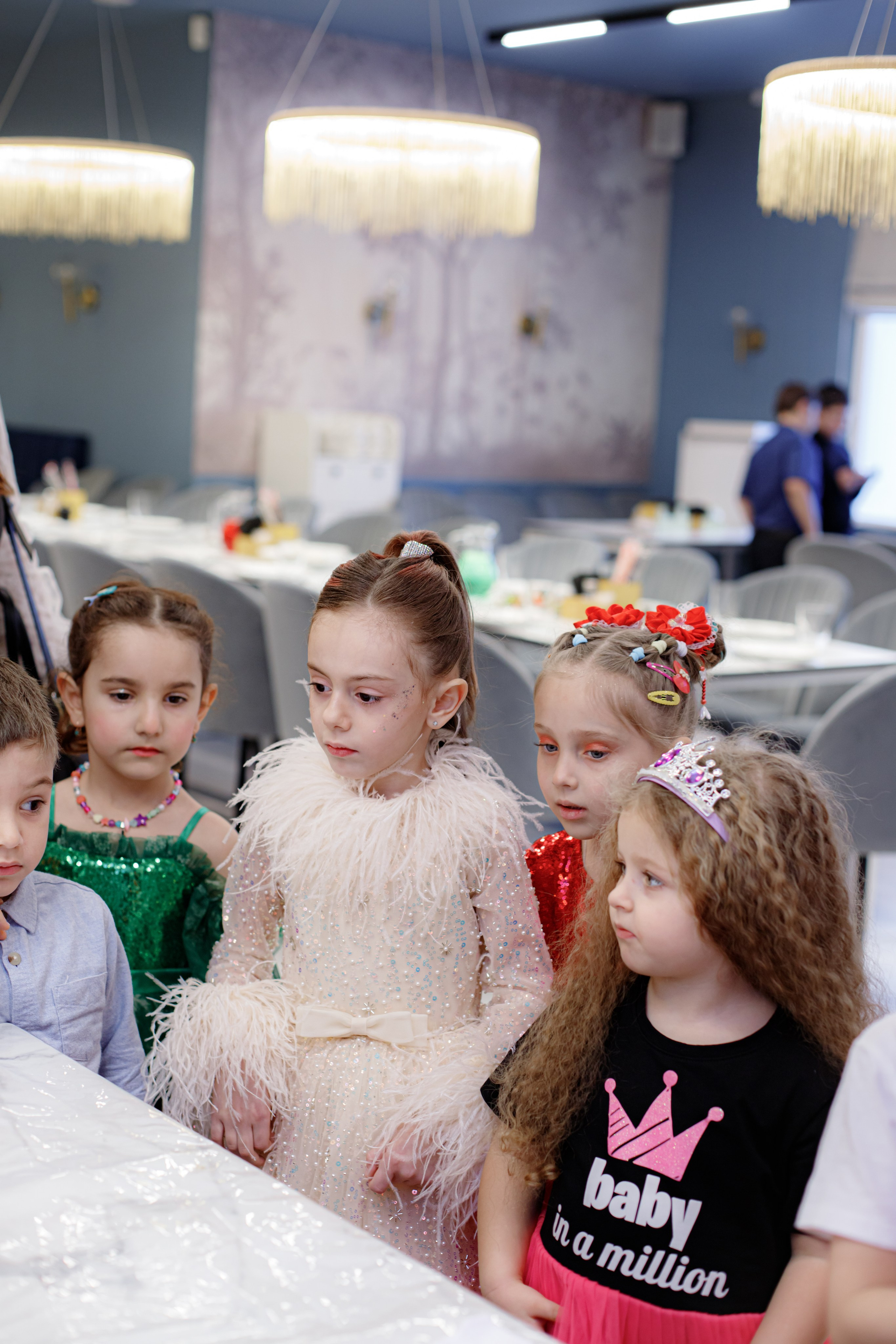 ASIA'S BIRTHDAY PARTY. Photokarish