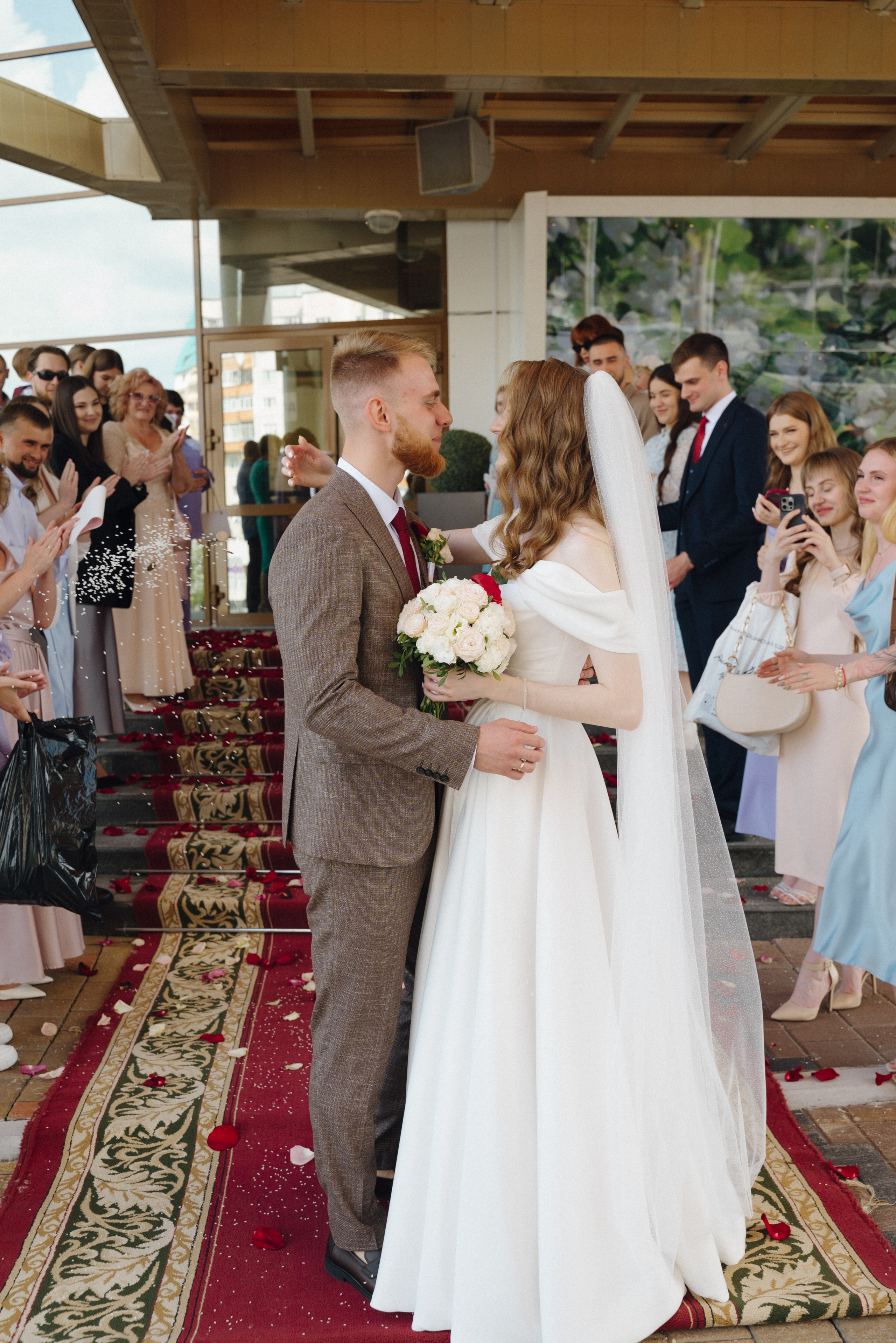 Елена и Артём. Репортажный и свадебный фотограф в Сургуте