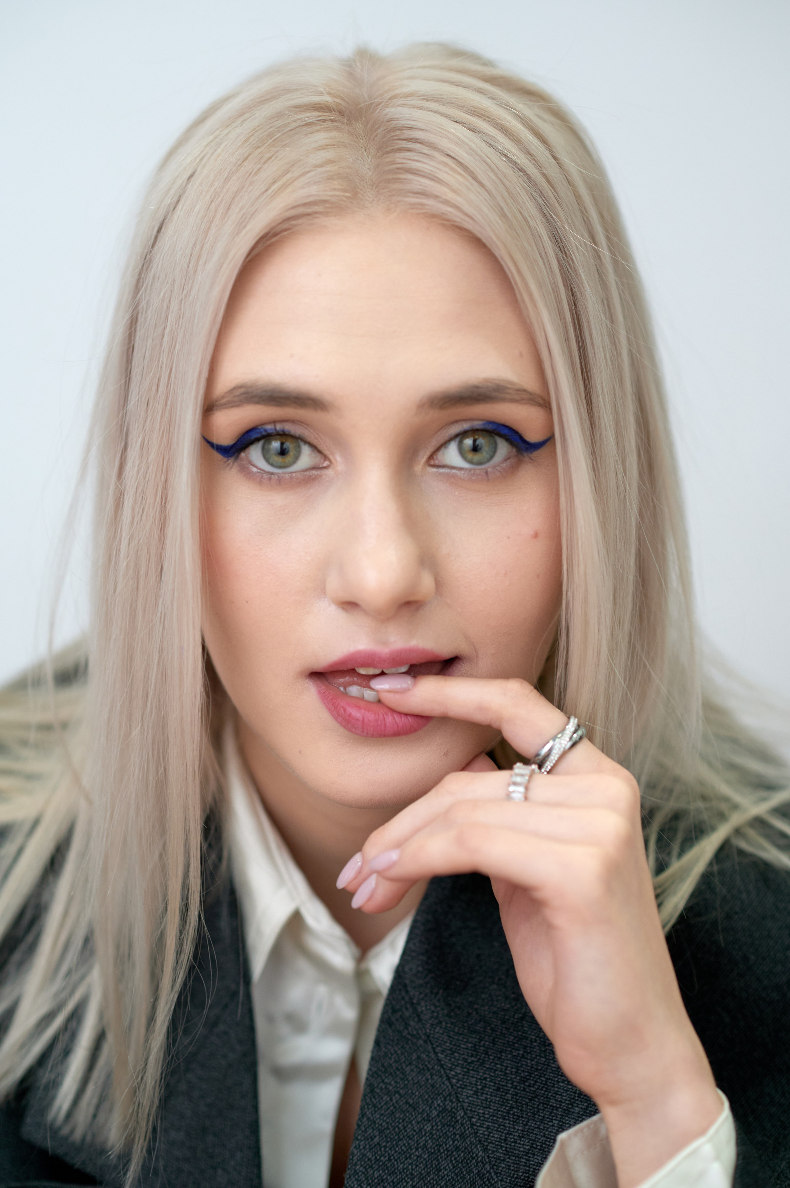 Ася. Фотограф в Москве Михаил Елизарьев