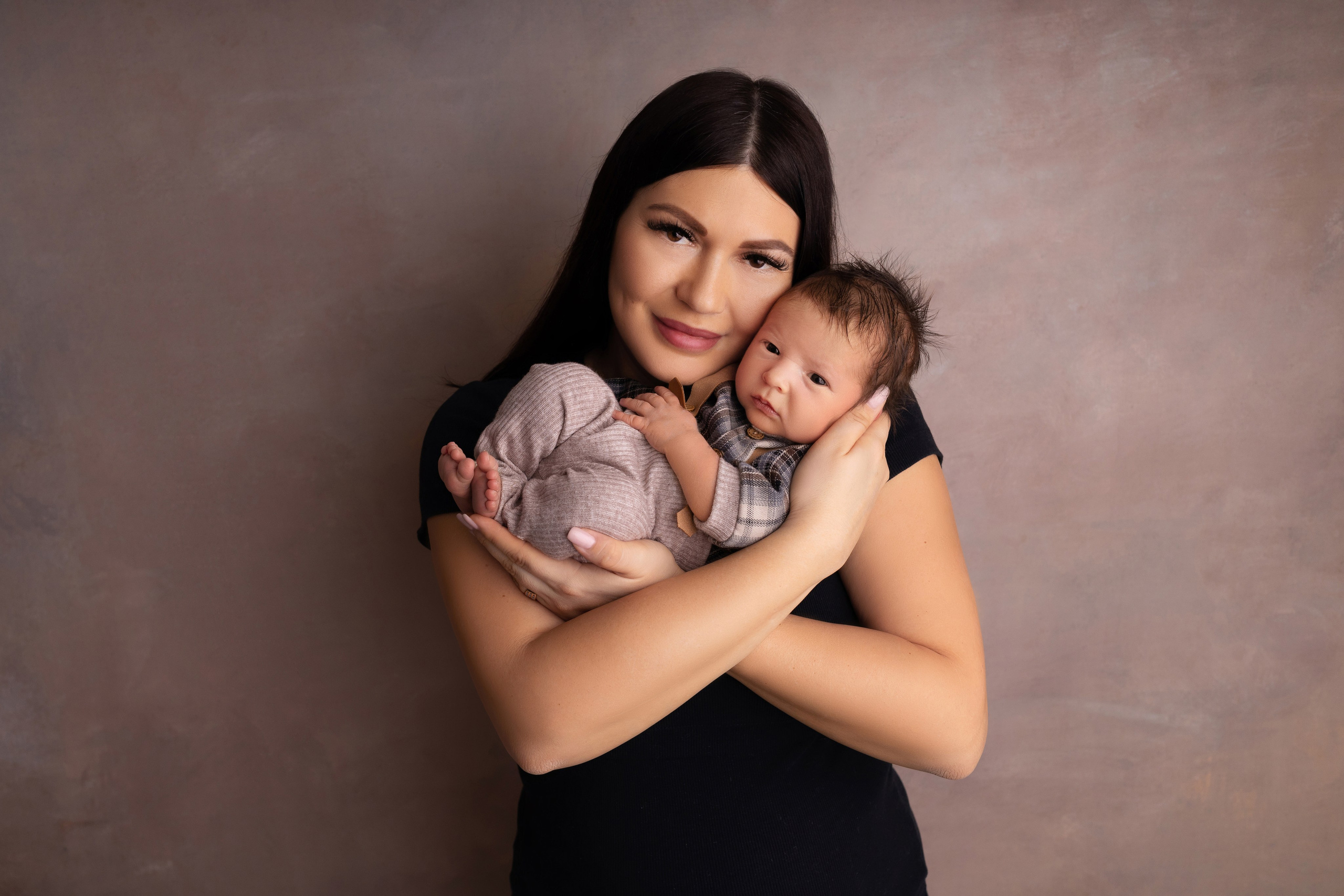 Семейные кадры от Elvira Kamaeva. Фотограф новорожденных малышей в Омске и Омской области Эльвира Камаева