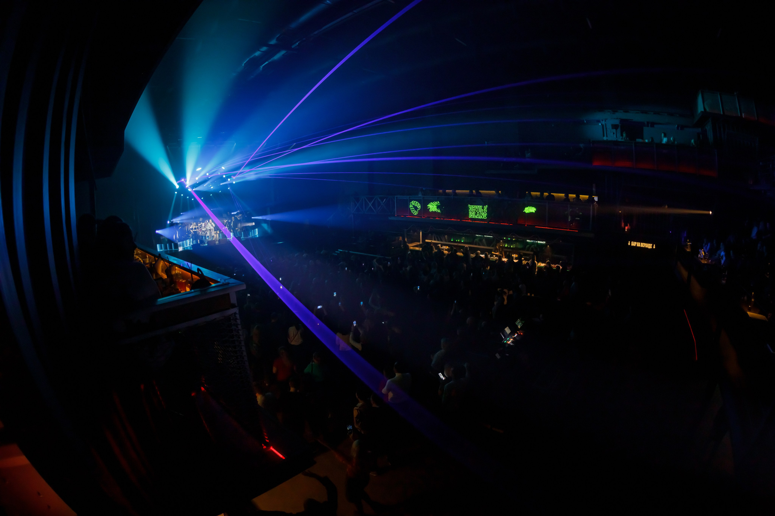 СЕРГЕЙ ПЕНКИН (1930). Катерина Киреева — фотограф в Москве