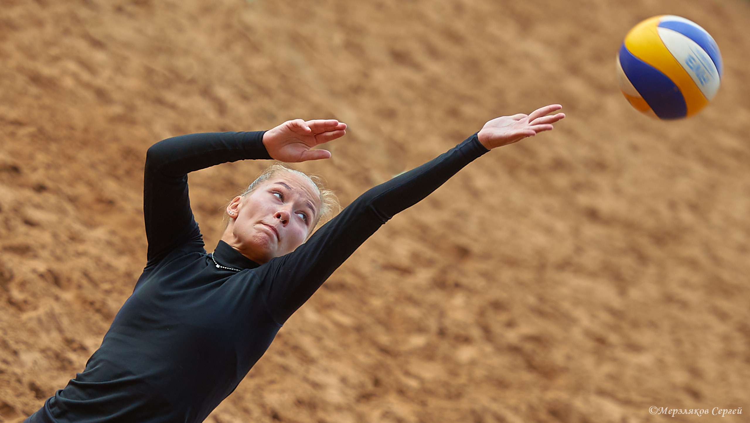 Пляжный волейбол. 16.07.2023. Спортивный репортажный фотограф в Ижевске Сергей Мерзляков