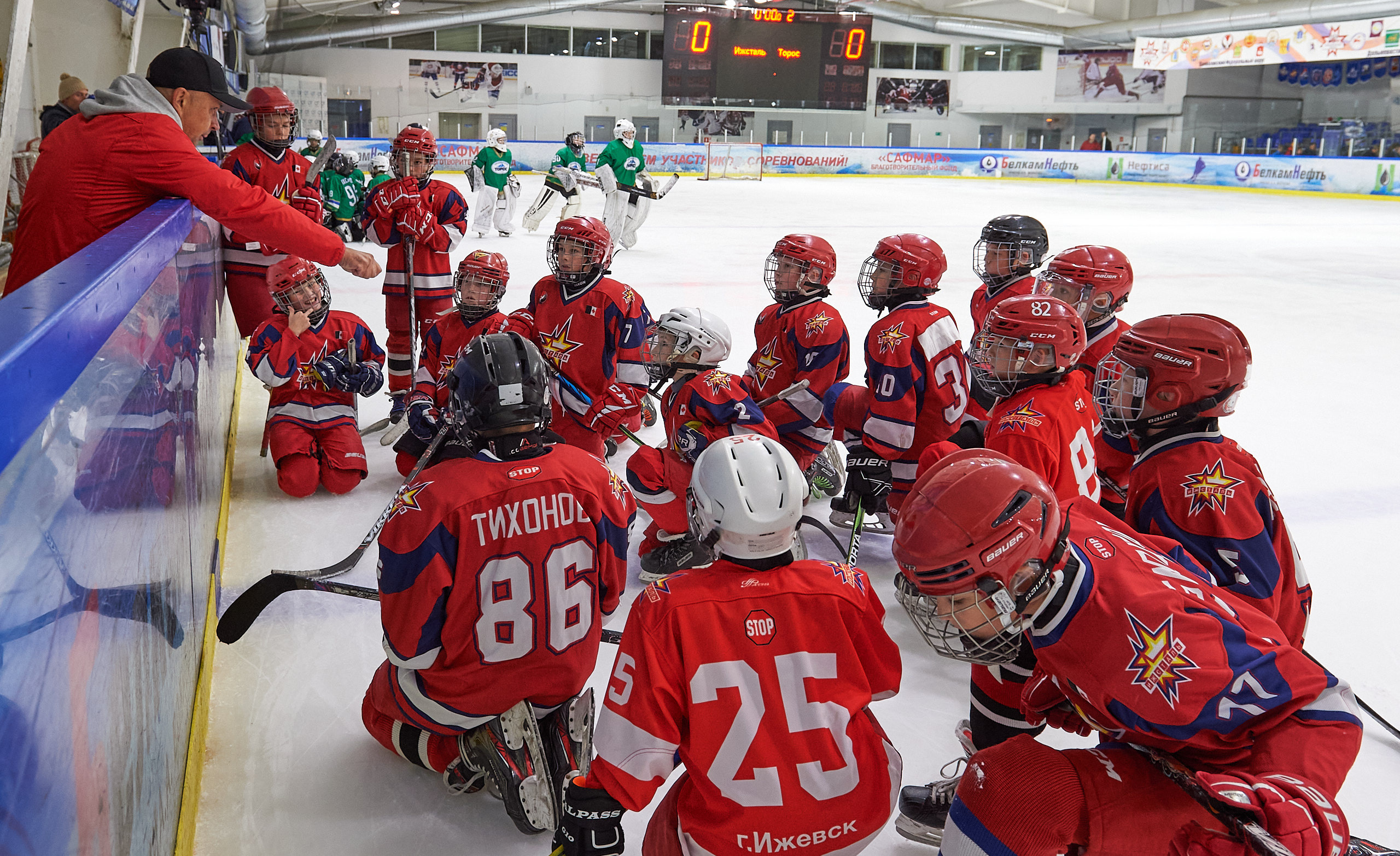 Хоккей. Фрагменты съемки для ХК Ижсталь-2013. Спортивный репортажный фотограф в Ижевске Сергей Мерзляков