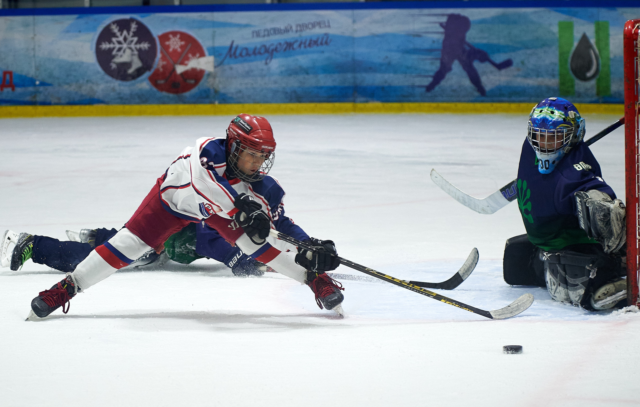 Хоккей. Фрагменты съемки для ХК Заря-2013. Спортивный репортажный фотограф в Ижевске Сергей Мерзляков