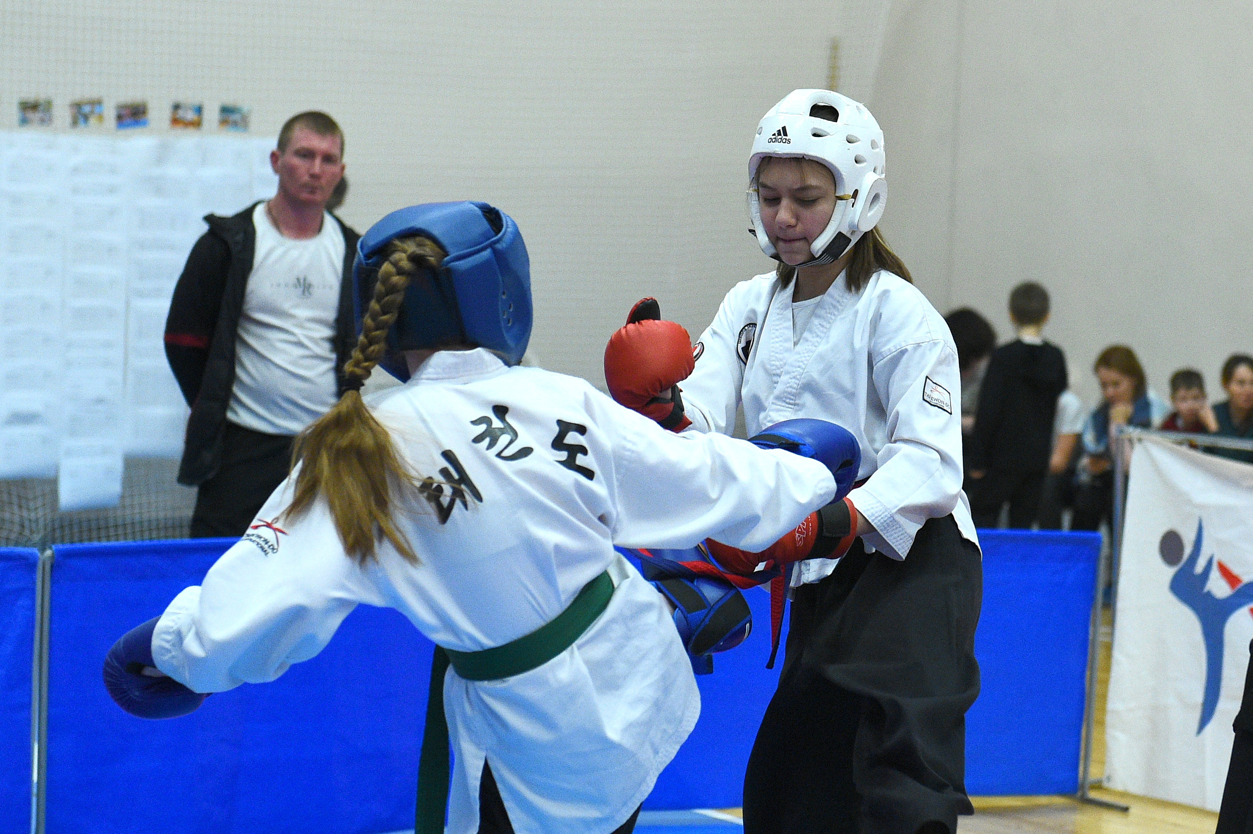 Тхэквондо. Новогодний турнир 2023. Спортивный репортажный фотограф в Ижевске Сергей Мерзляков