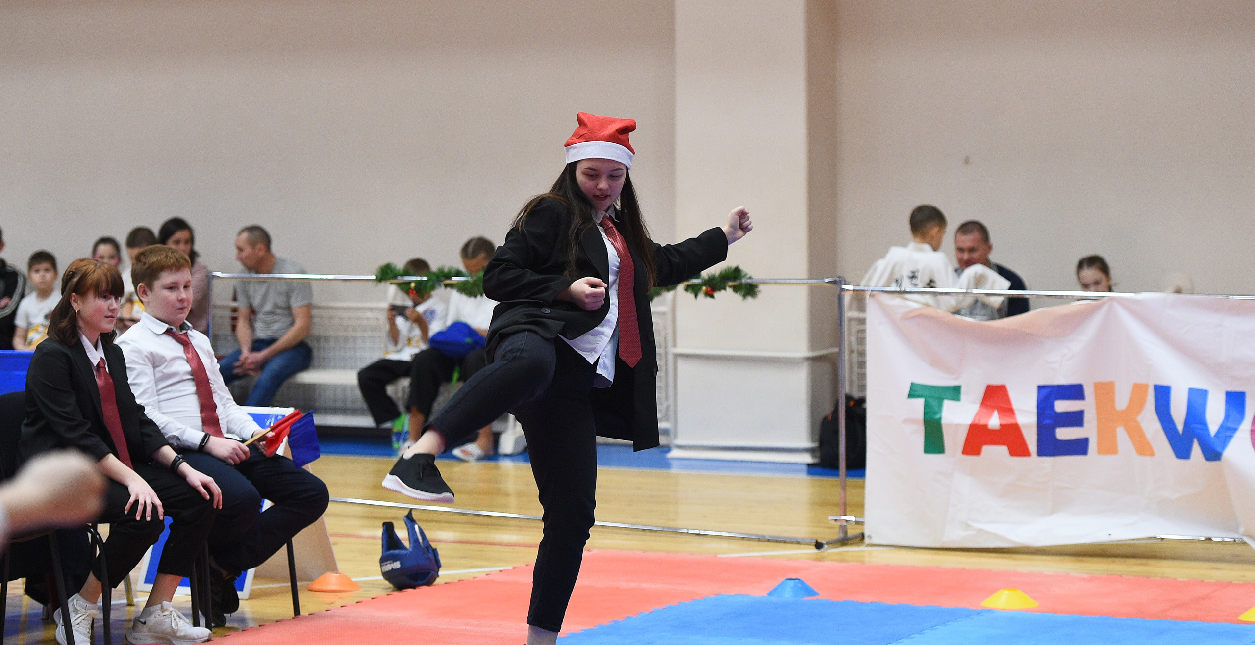 Тхэквондо. Новогодний турнир 2023. Спортивный репортажный фотограф в Ижевске Сергей Мерзляков