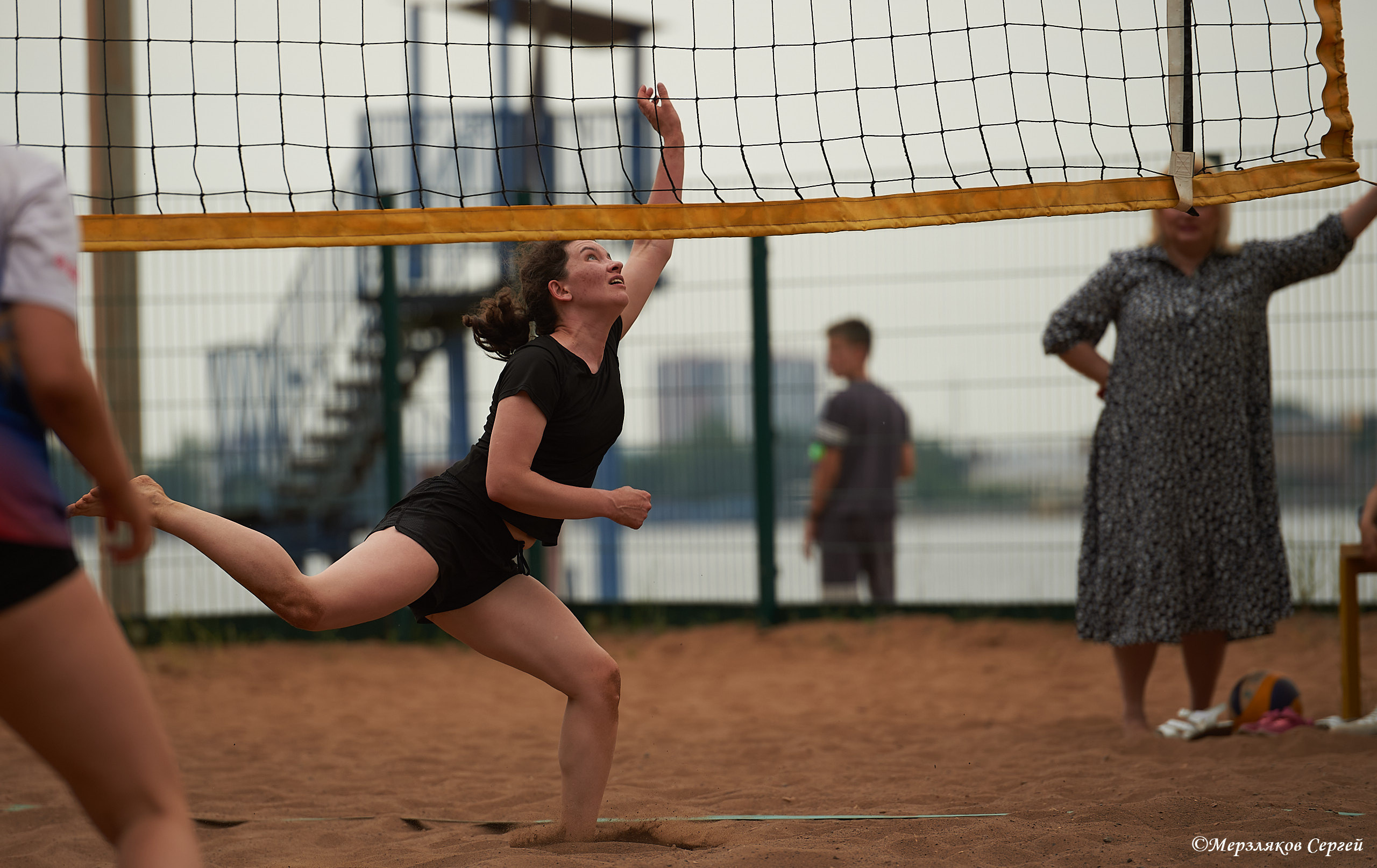 Пляжный волейбол. 28.05.2023. Ижевск. Спортивный репортажный фотограф в Ижевске Сергей Мерзляков