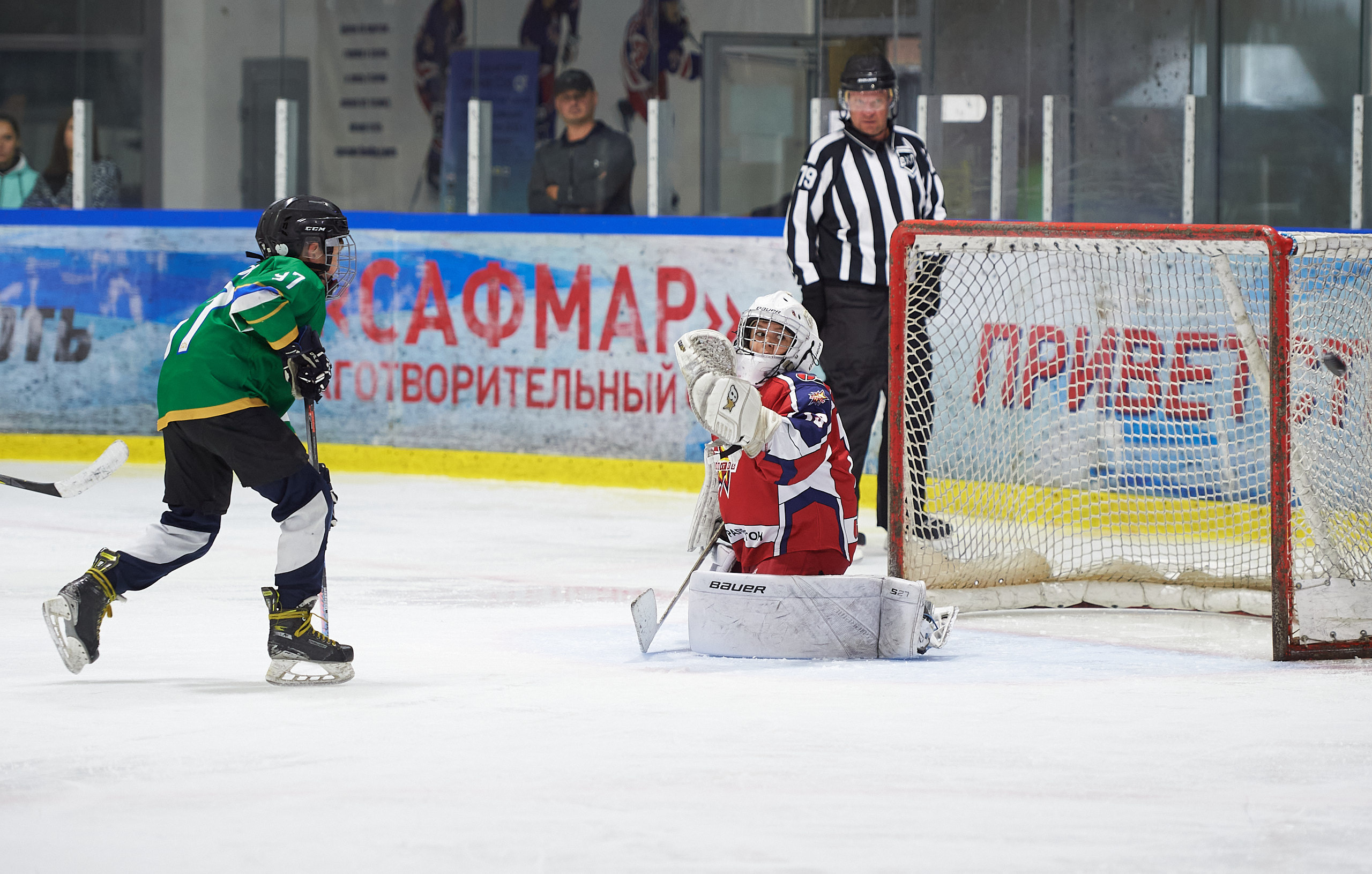 Хоккей. Фрагменты съемки для ХК Ижсталь-2013. Спортивный репортажный фотограф в Ижевске Сергей Мерзляков