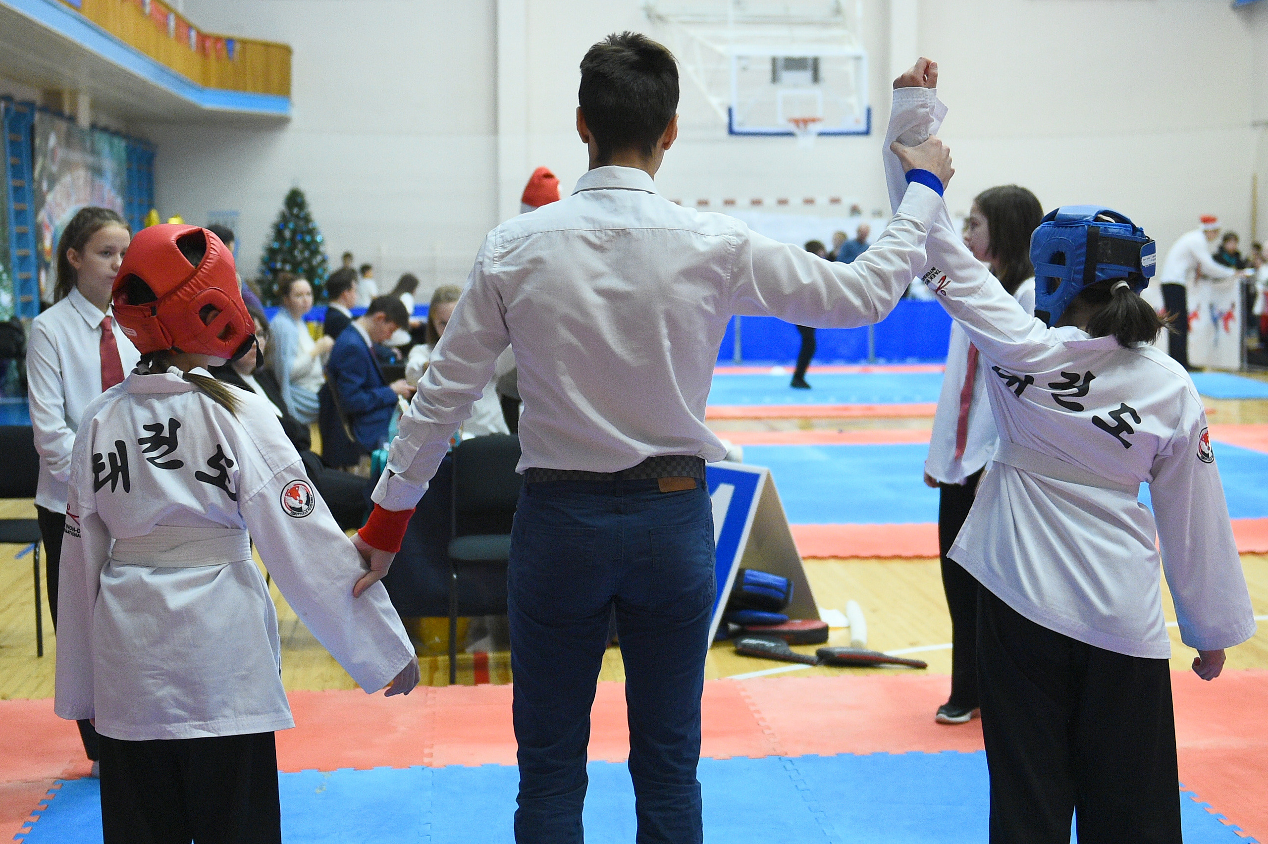 Тхэквондо. Новогодний турнир 2023. Спортивный репортажный фотограф в Ижевске Сергей Мерзляков