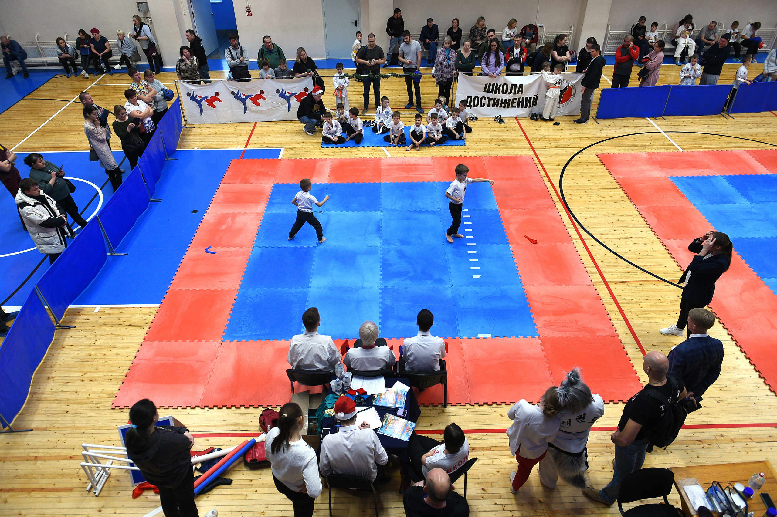 Тхэквондо. Новогодний турнир 2023. Спортивный репортажный фотограф в Ижевске Сергей Мерзляков