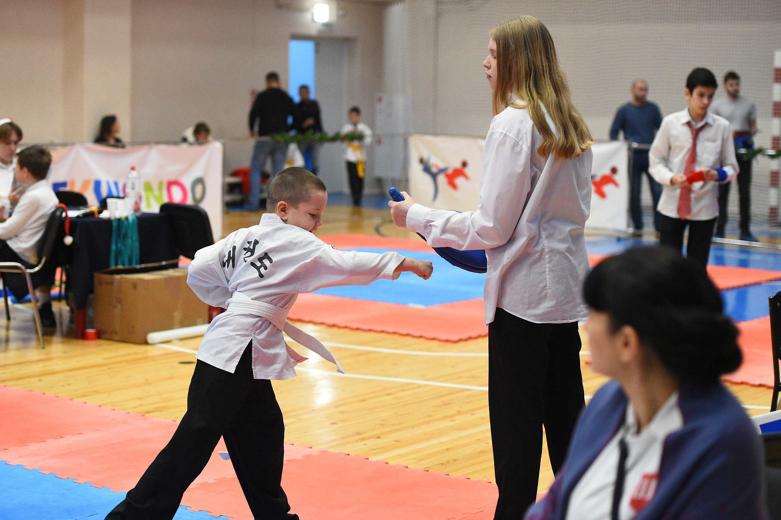 Тхэквондо. Новогодний турнир 2023. Спортивный репортажный фотограф в Ижевске Сергей Мерзляков