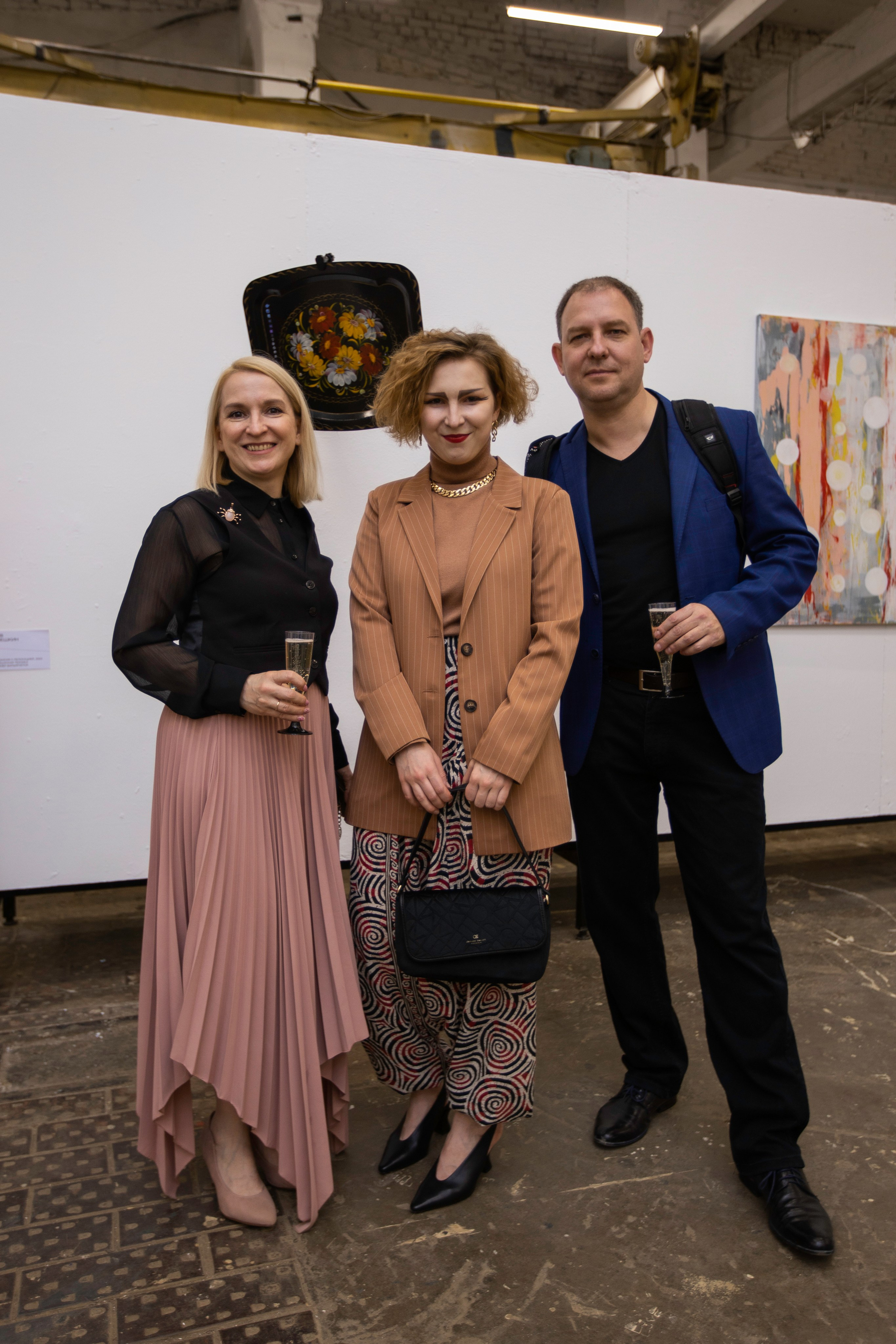 Открытие выставки пульсирующая материя. Фотограф в Москве Десятова Ксения