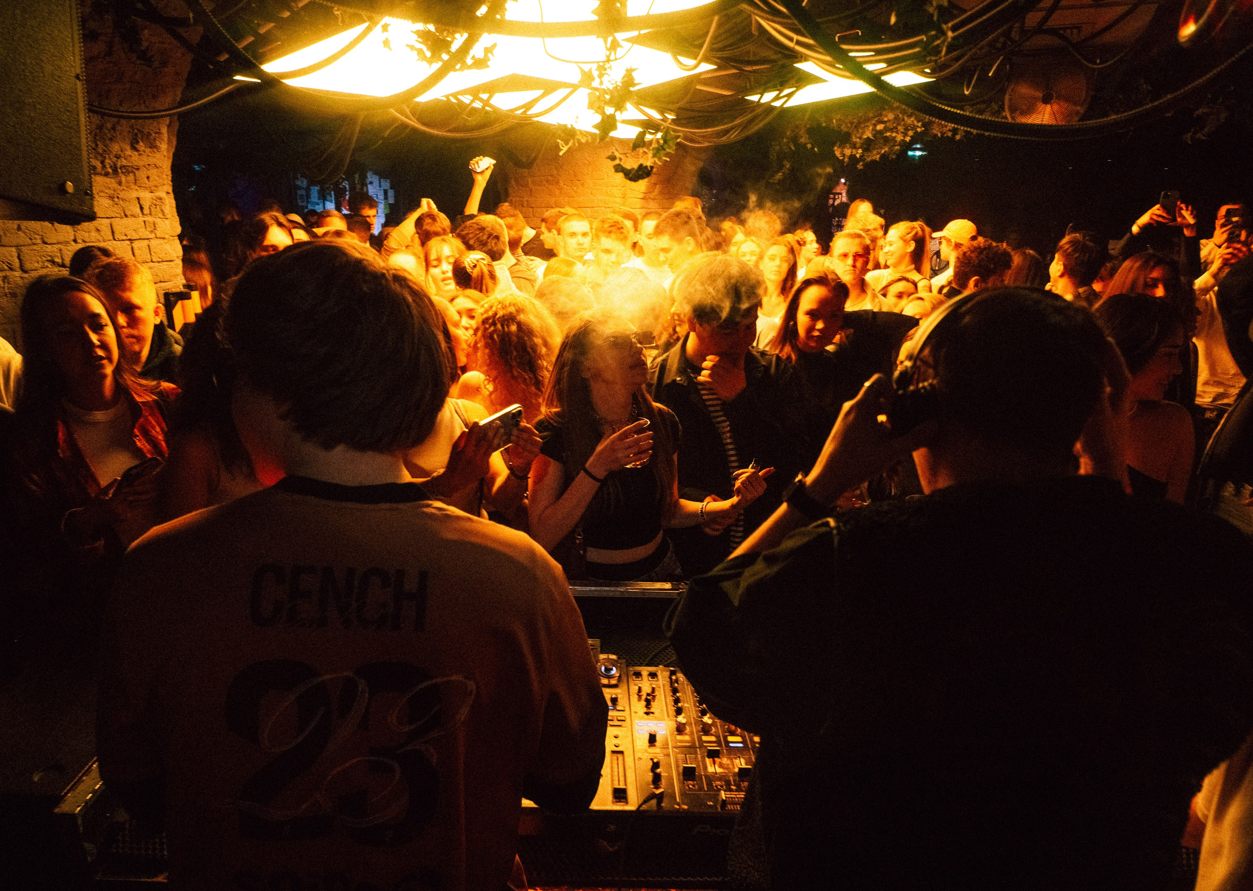 «Семья» х NIMAN / 2025. Саша Копылов, фотограф в Казани