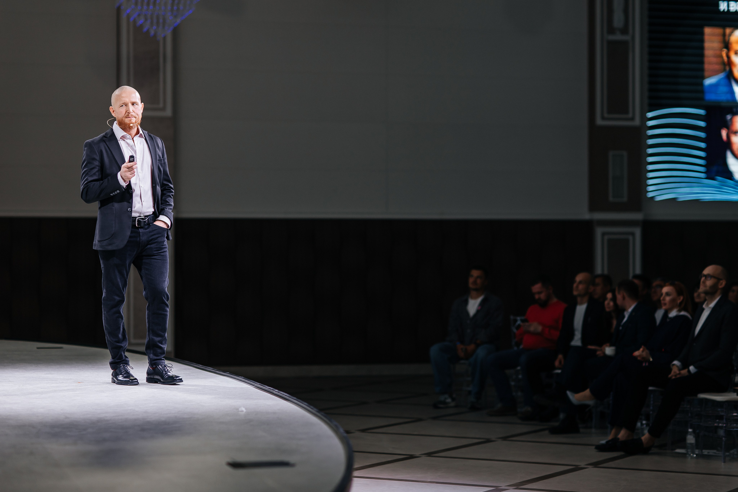 Фотосъёмка выставки/конференции. Репортажный фотограф в Краснодаре Лагута Надежда