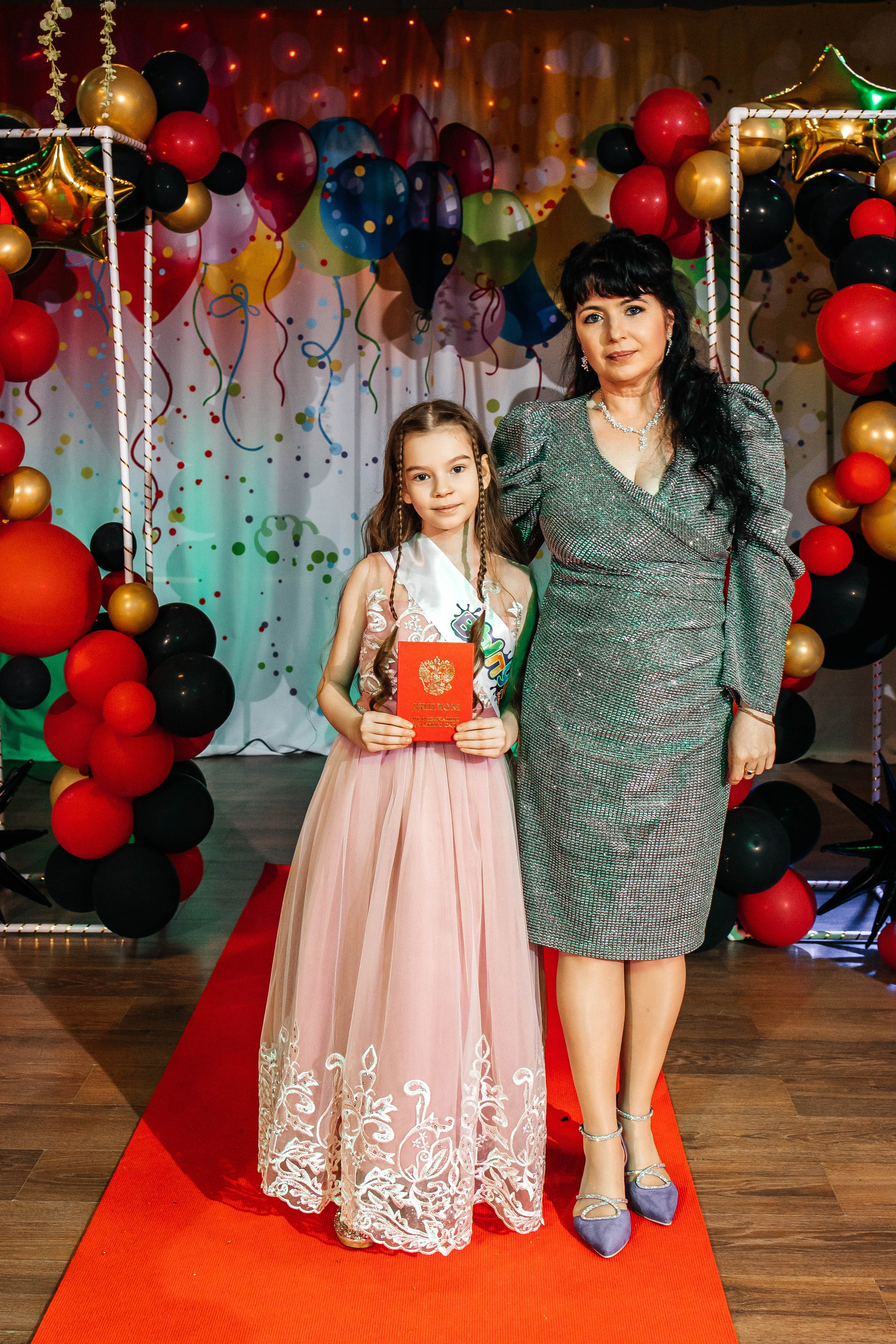 Выпускной в ЛИМПИК. Фотограф в Санкт-Петербурге Виктория Безверхая