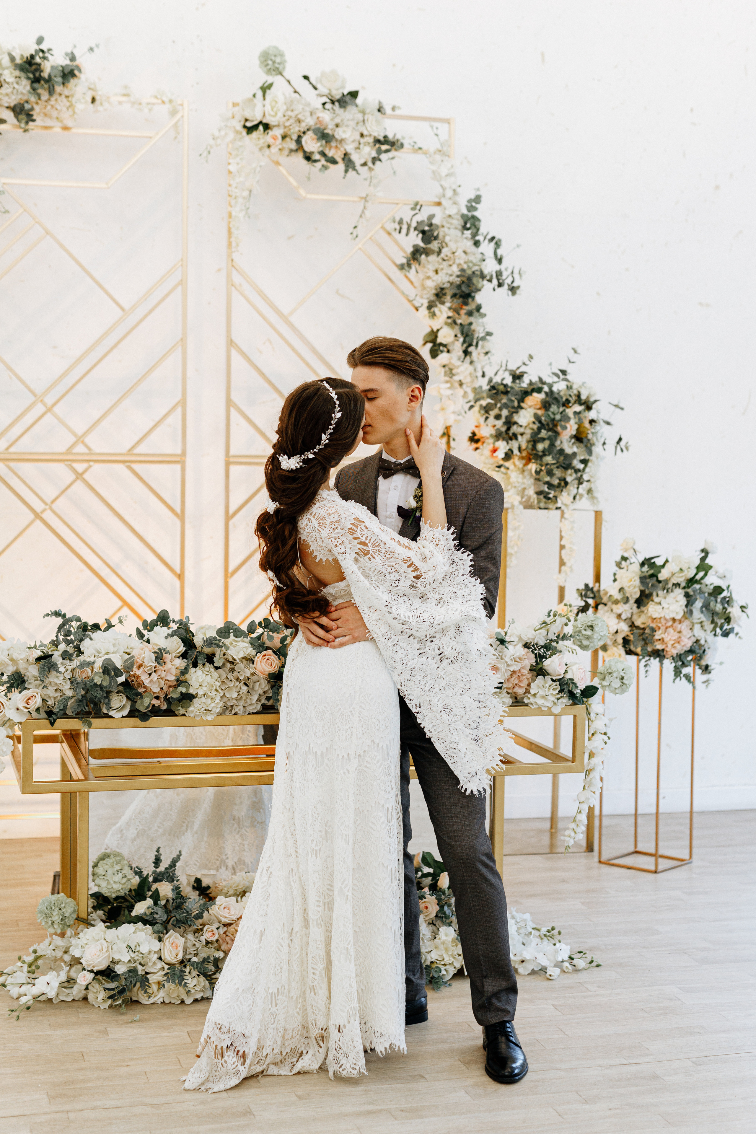 Валерия и Тимофей. Усадьба Масловых. Свадебный фотограф Балчугова Мария Екатеринбург