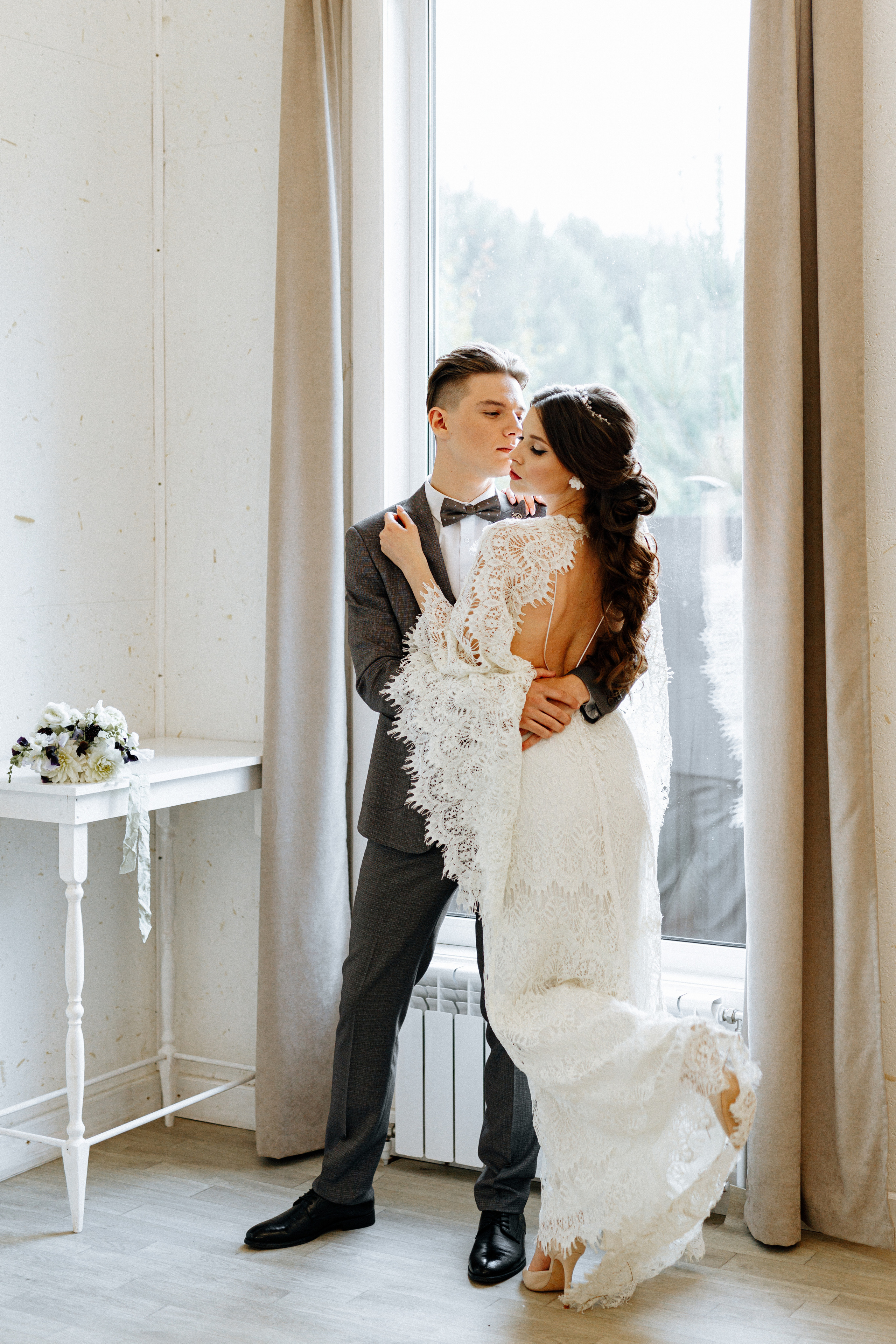 Валерия и Тимофей. Усадьба Масловых. Свадебный фотограф Балчугова Мария Екатеринбург