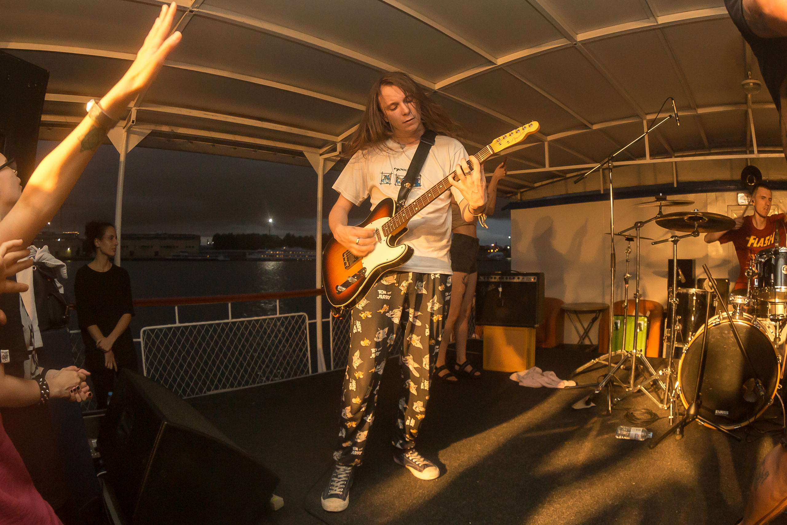 Пионерлагерь Пыльная Радуга на корабле. Фотографиня Мария Дикова