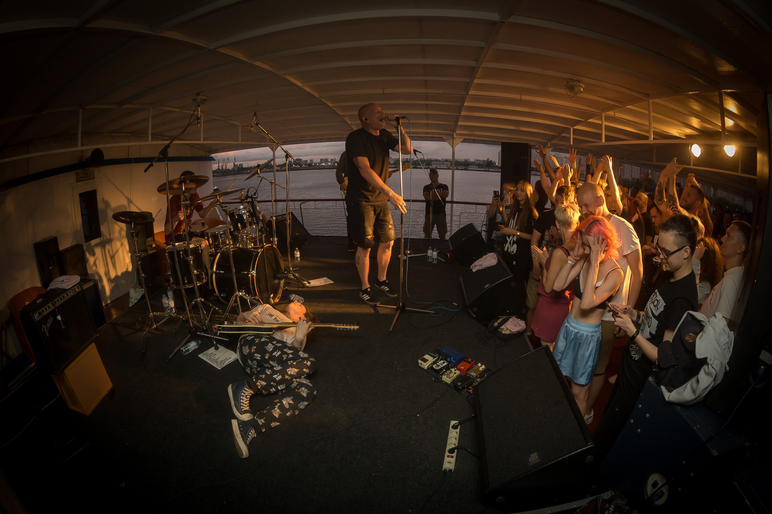 Пионерлагерь Пыльная Радуга на корабле. Фотографиня Мария Дикова